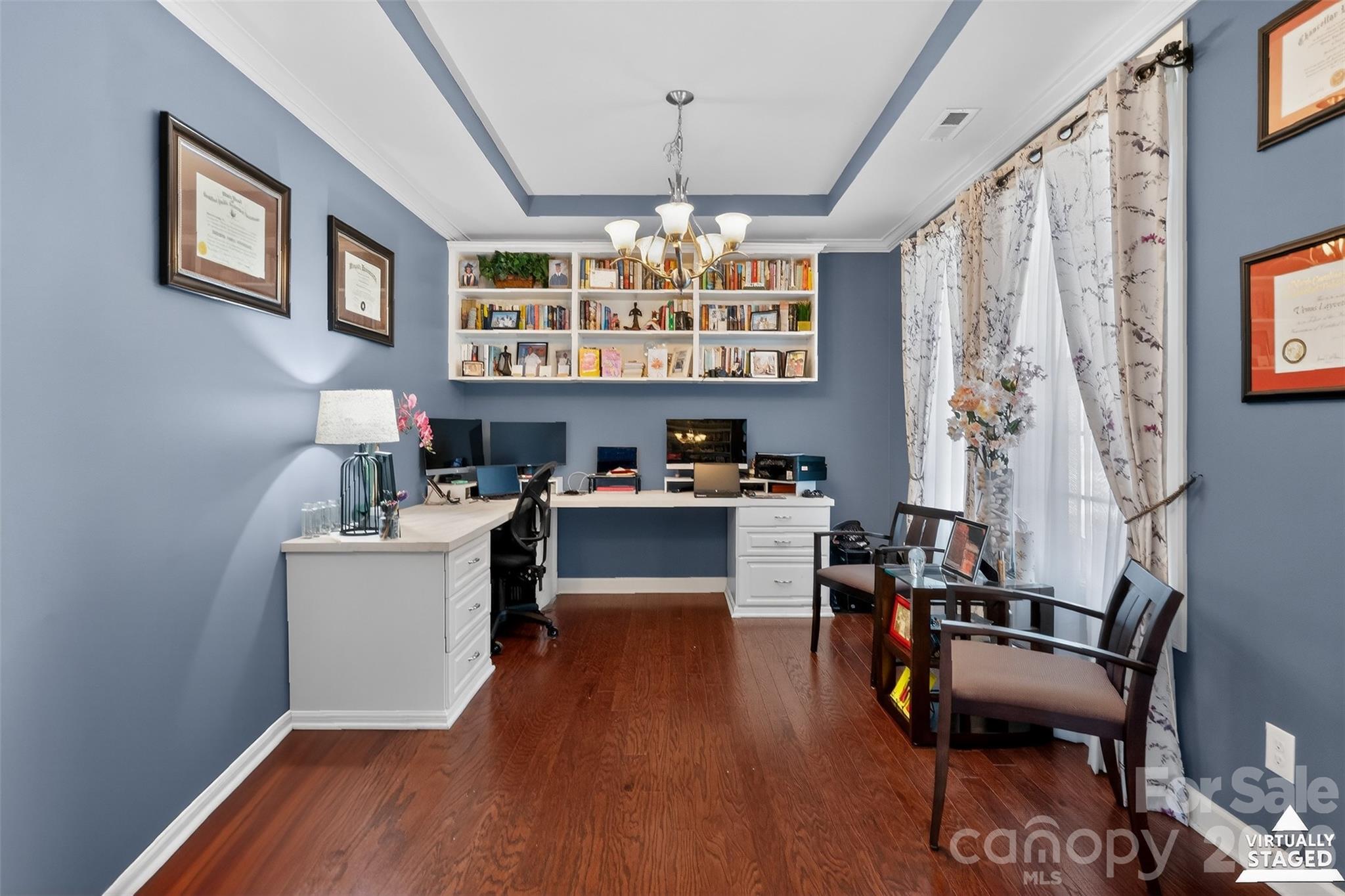 8340 Breton Way — Harrisburg