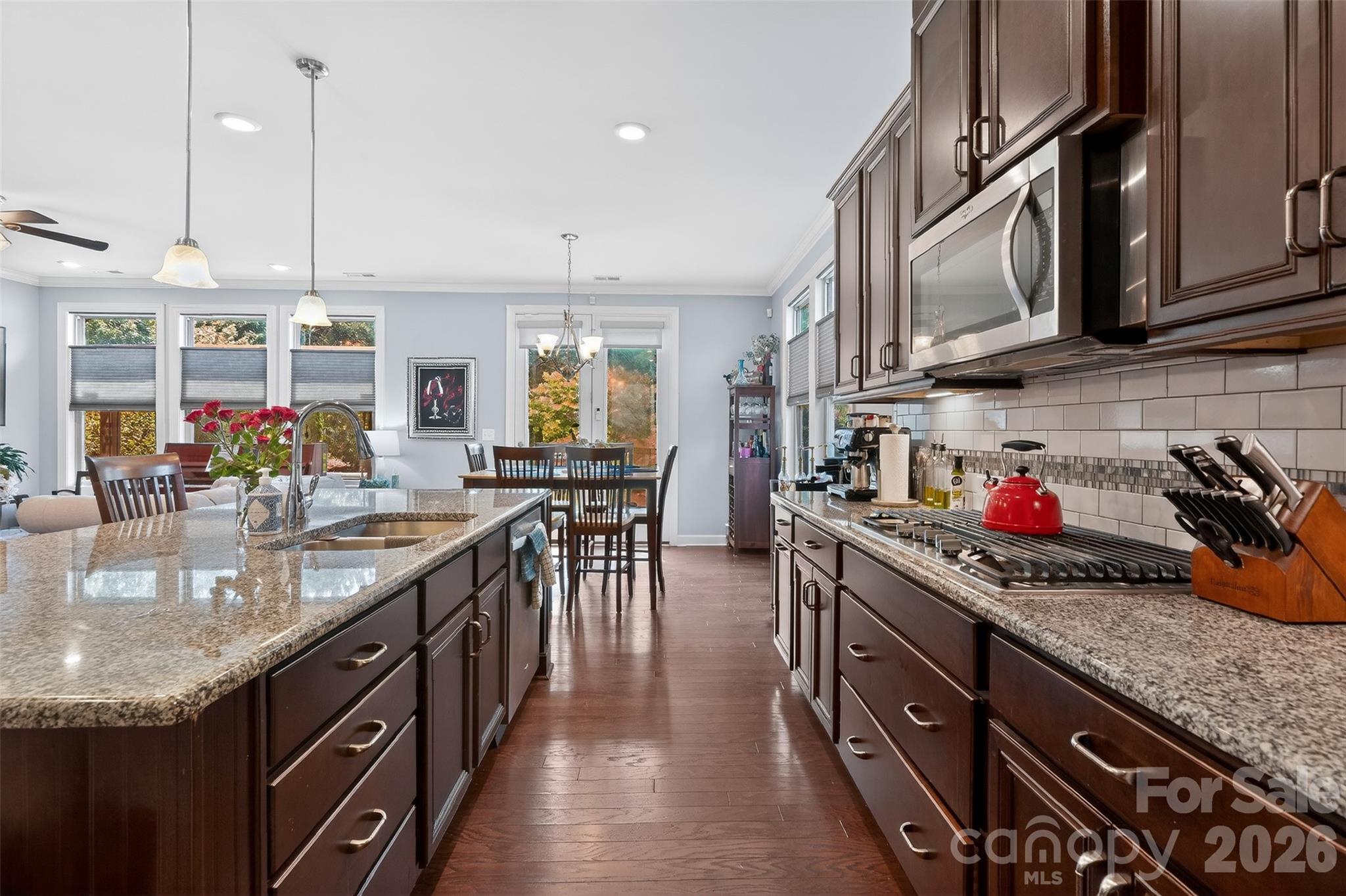 8340 Breton Way — Harrisburg