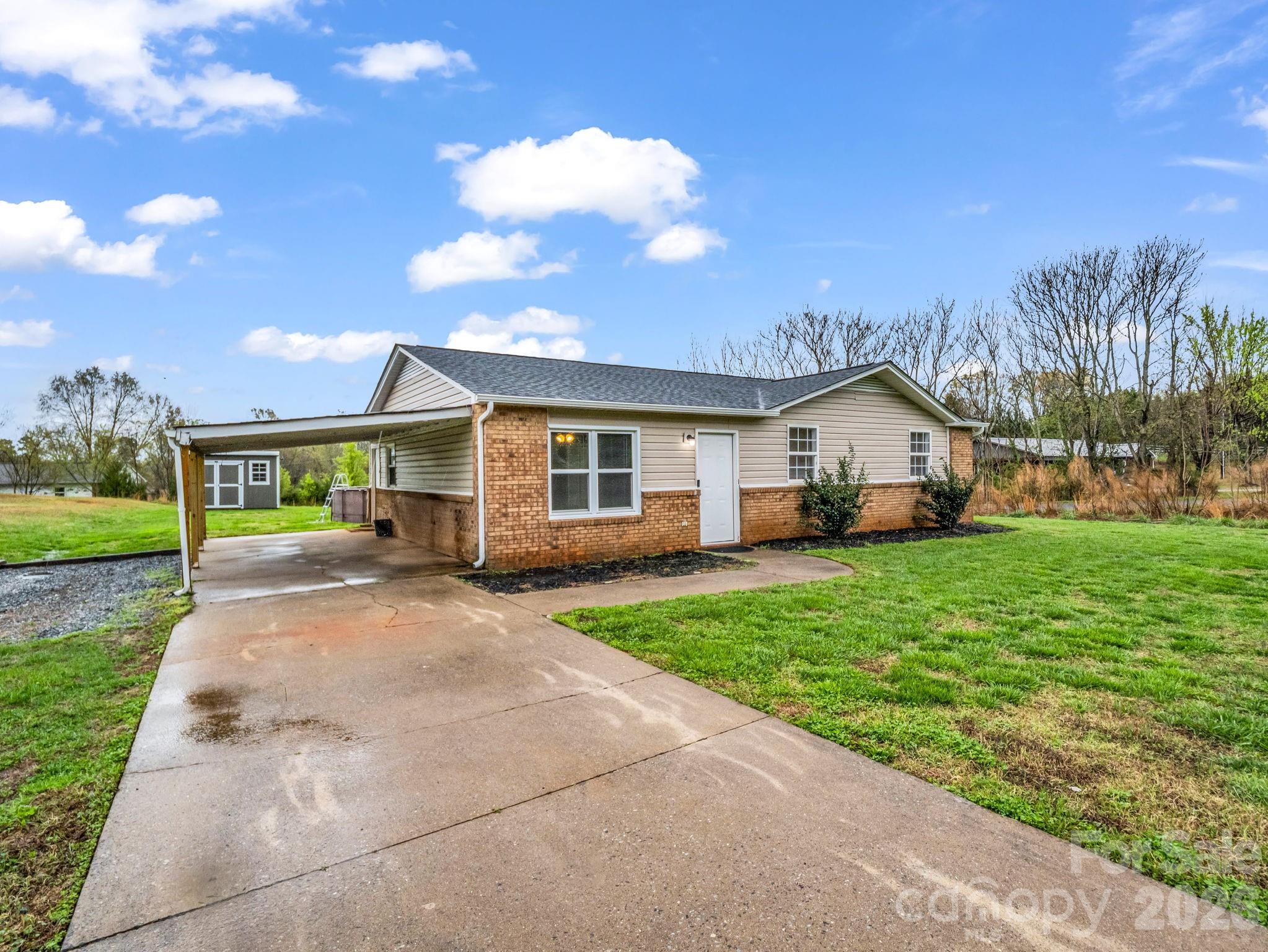 313 Harrill Road — Forest City