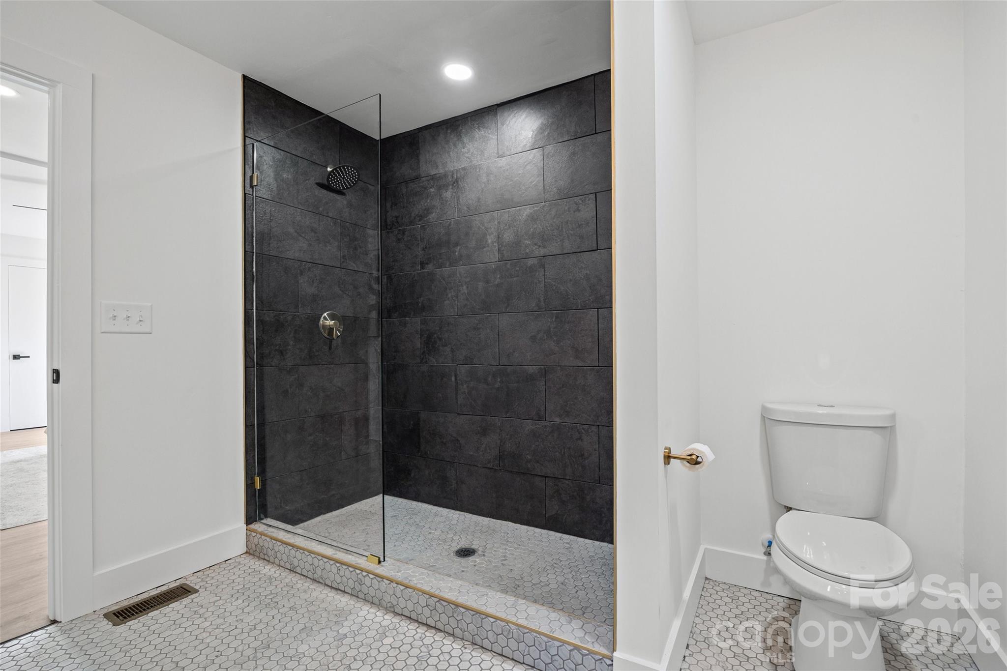 4200 Abbeydale Drive — Charlotte