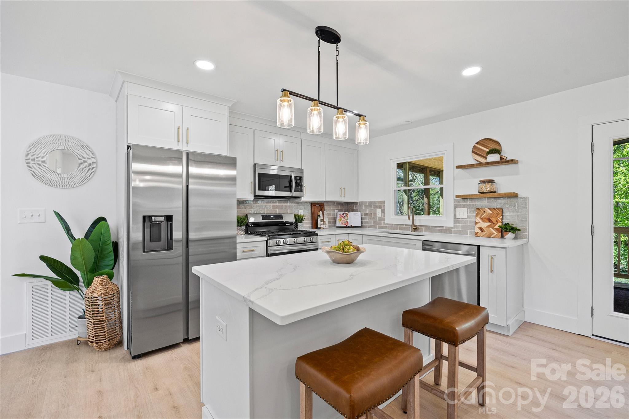4200 Abbeydale Drive — Charlotte