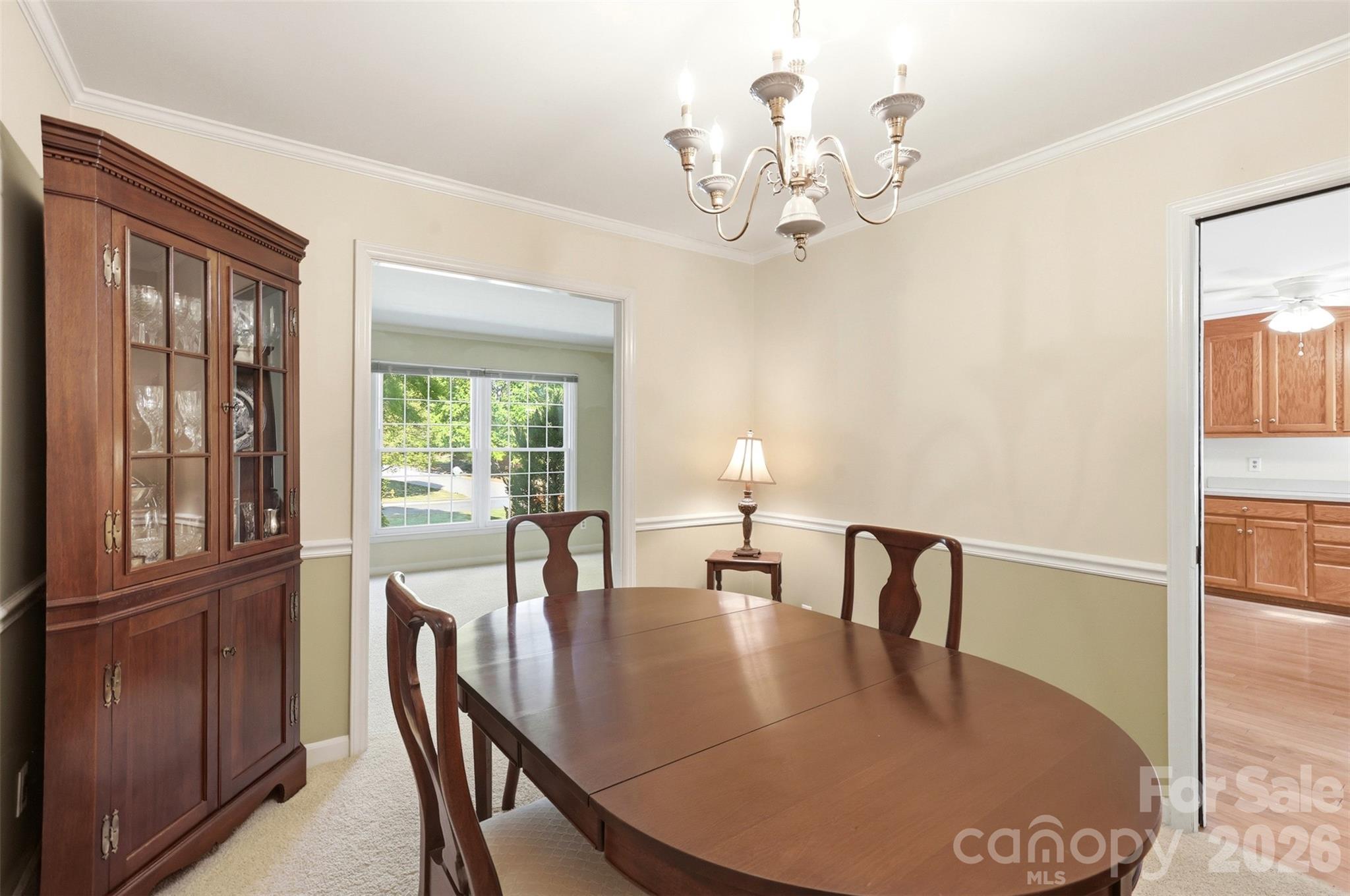 1406 Lakeview Drive — Monroe