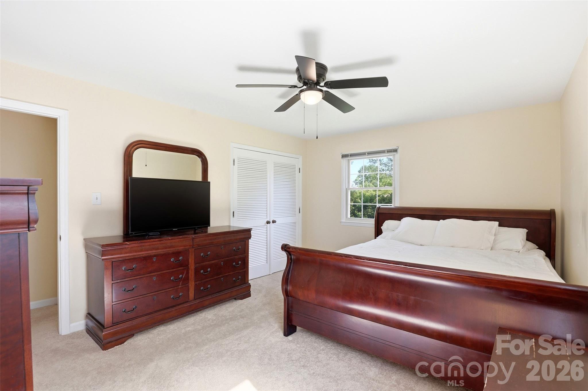1406 Lakeview Drive — Monroe
