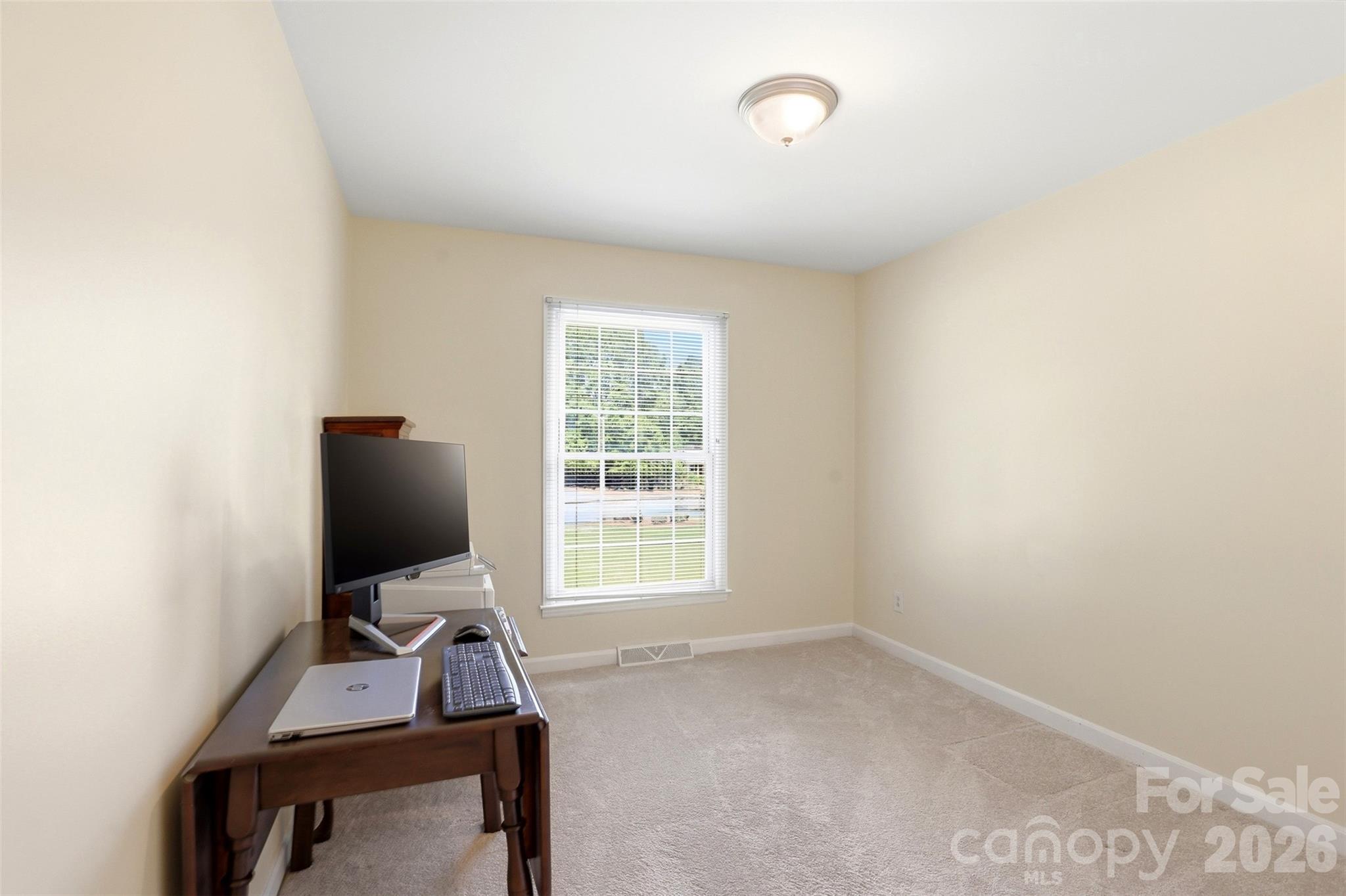 1406 Lakeview Drive — Monroe