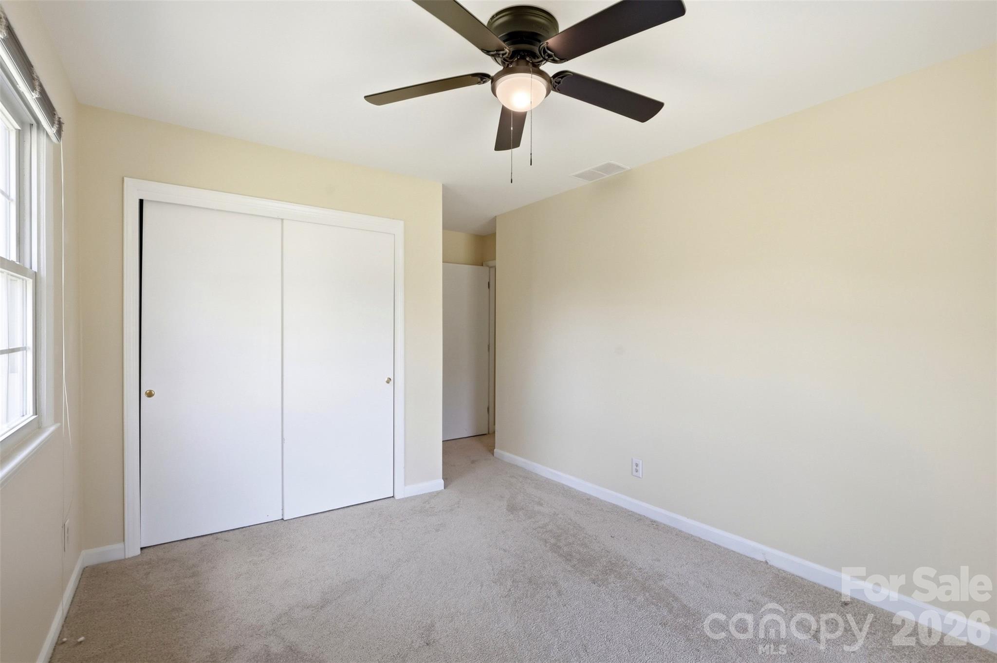 1406 Lakeview Drive — Monroe