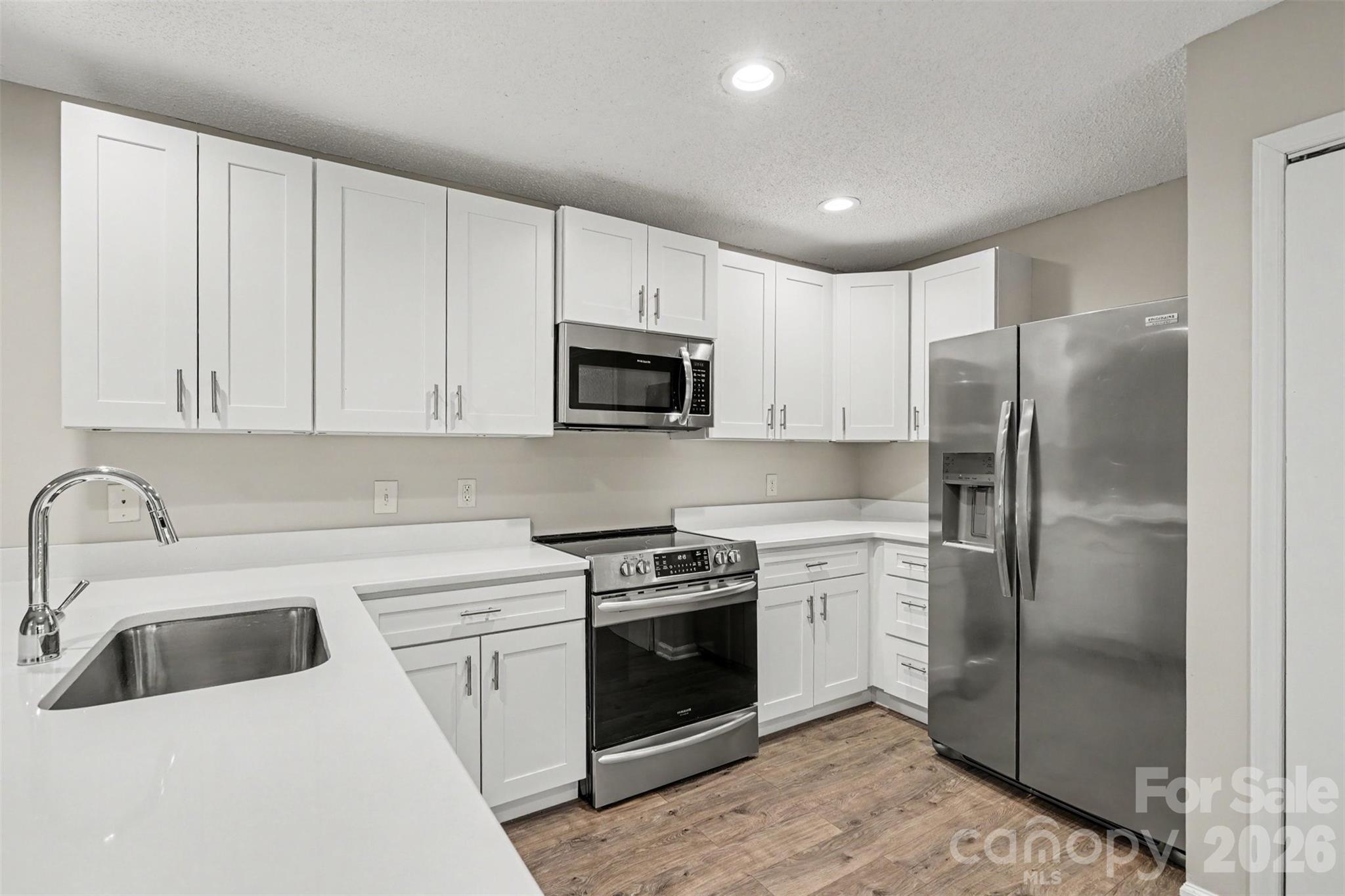 9060 Tulagi Court — Tega Cay
