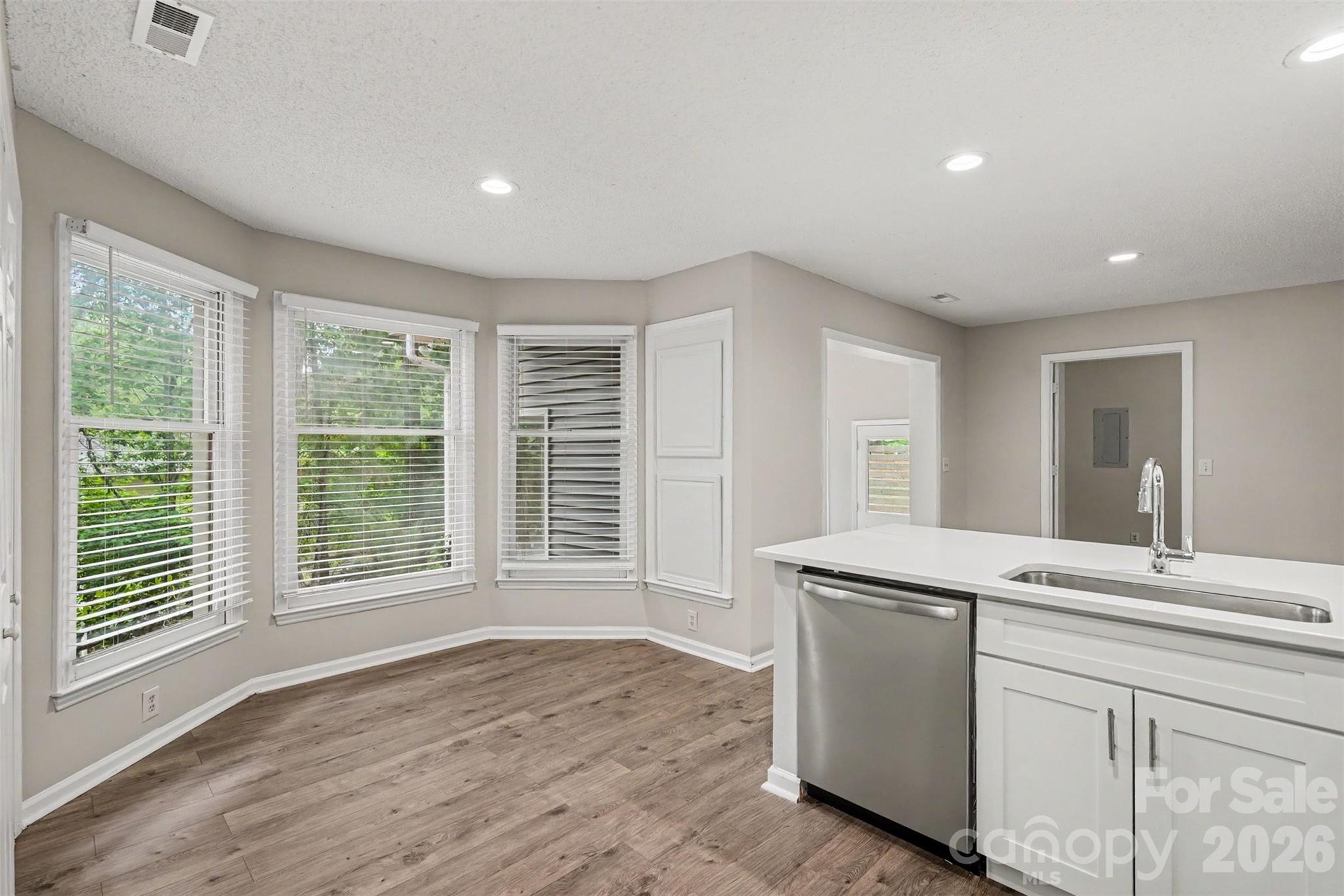 9060 Tulagi Court — Tega Cay