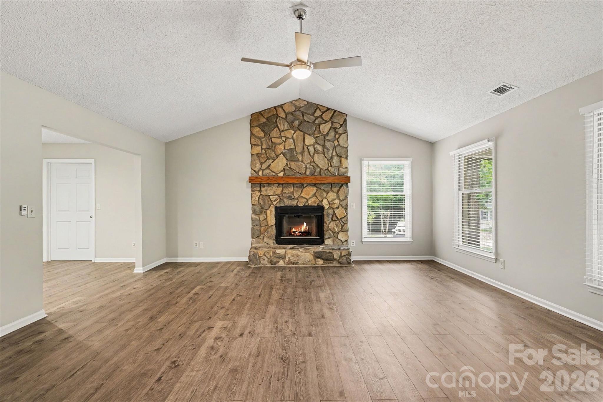 9060 Tulagi Court — Tega Cay