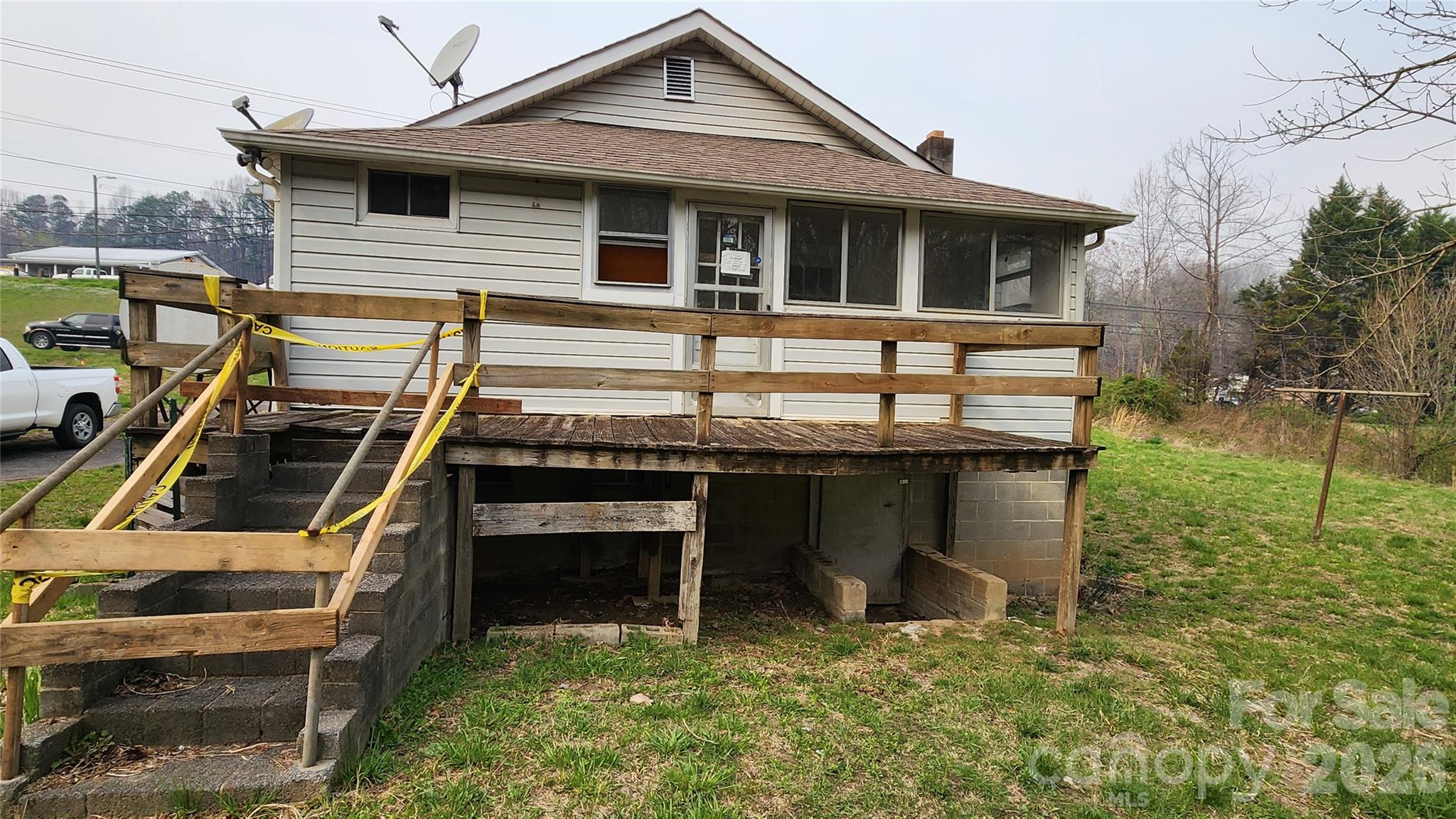 3490 US 70 Highway E — Marion