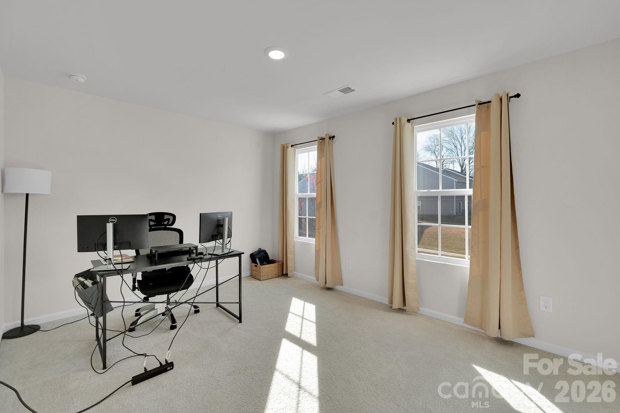 1212 Roundhill Court — Monroe