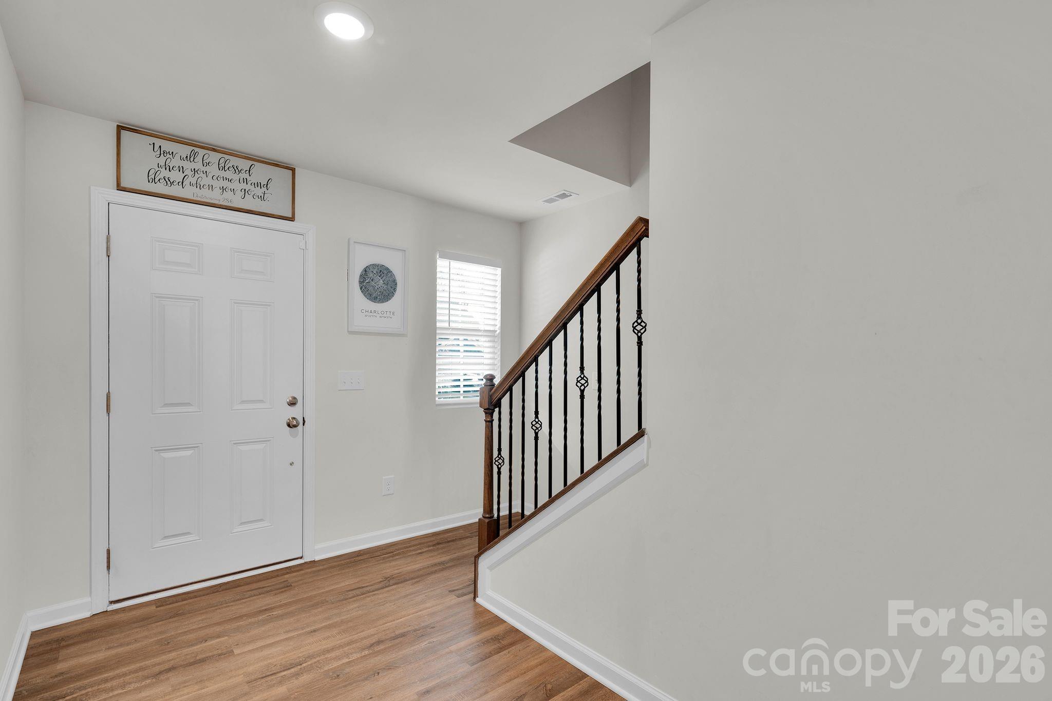 1212 Roundhill Court — Monroe