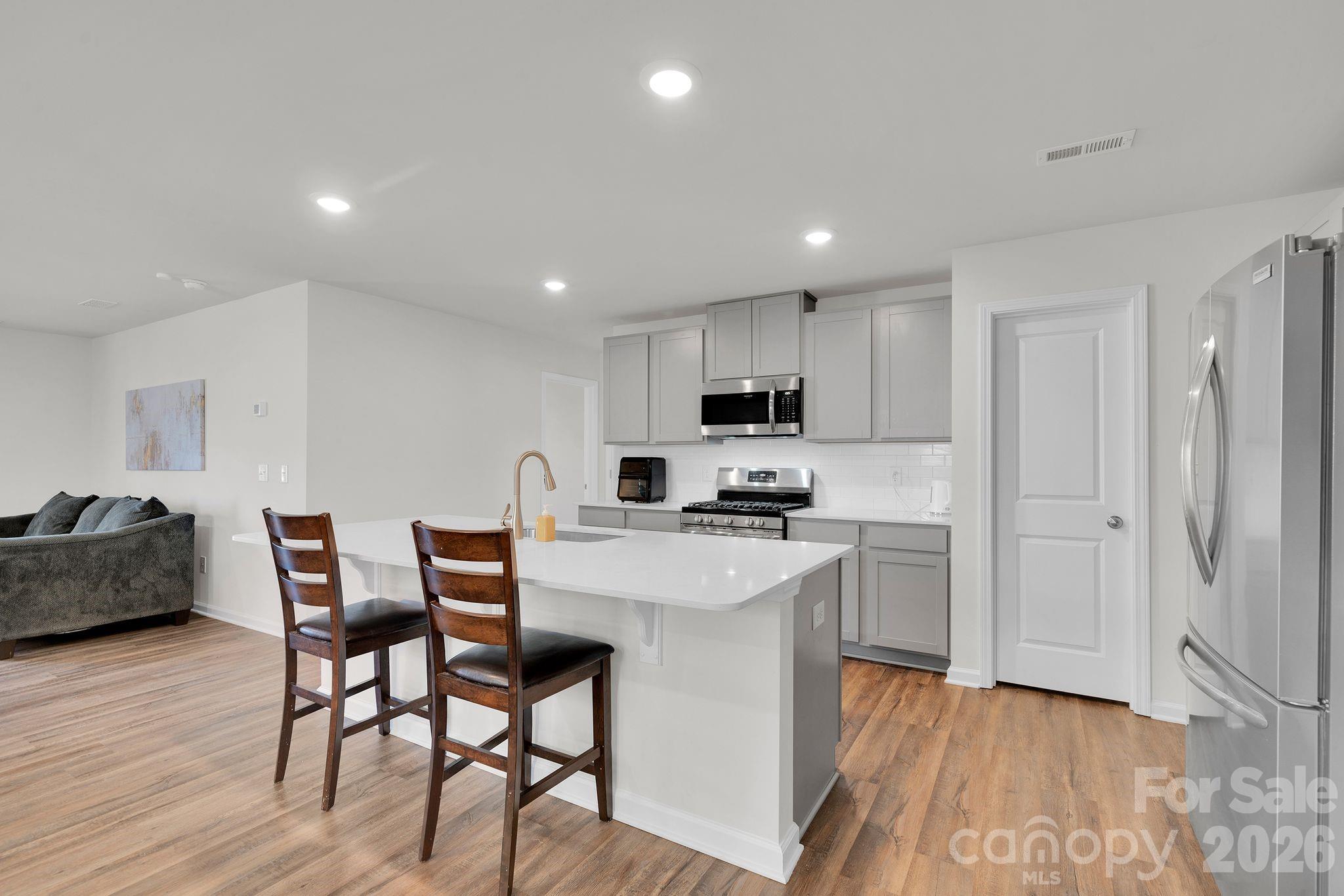 1212 Roundhill Court — Monroe