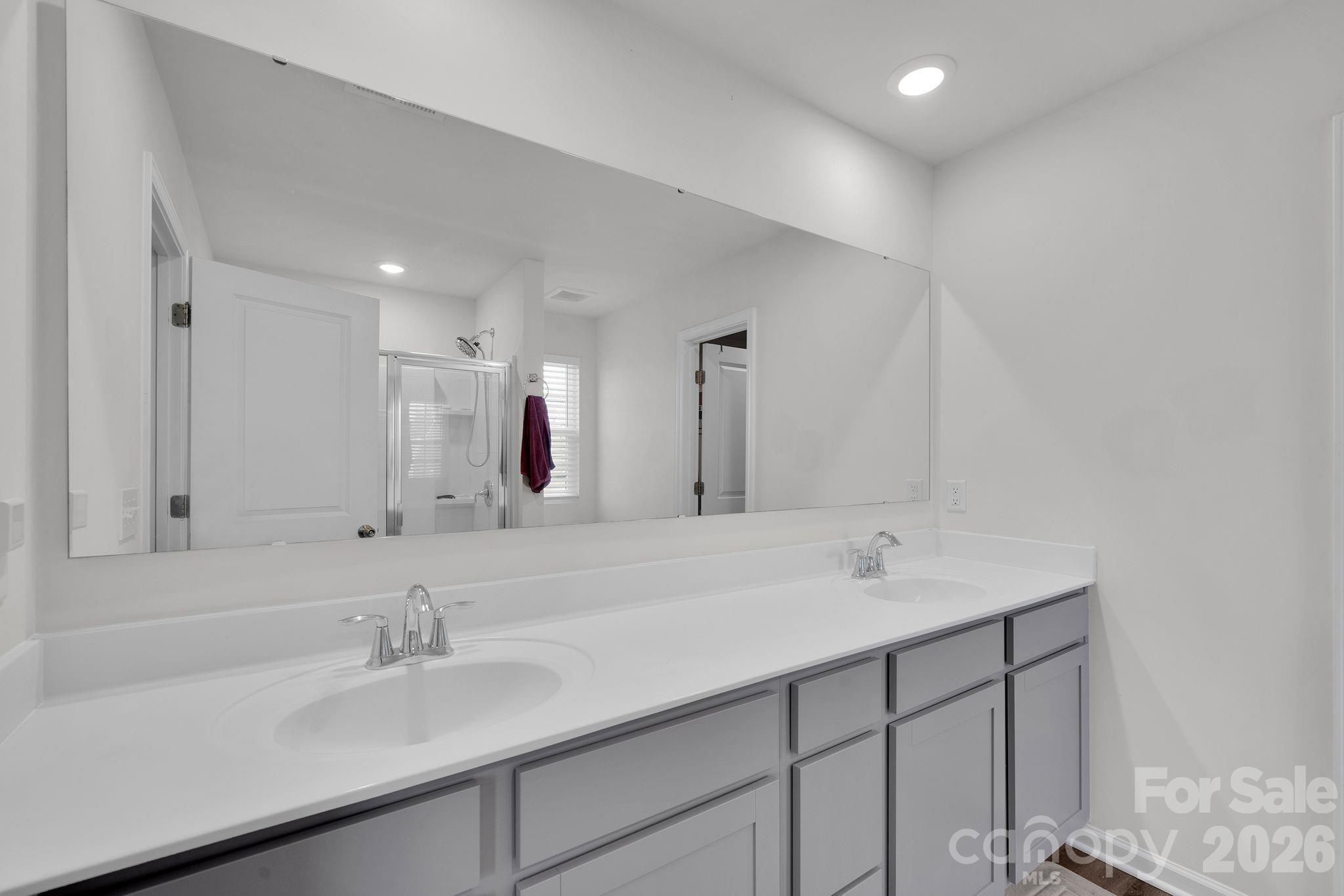 1212 Roundhill Court — Monroe