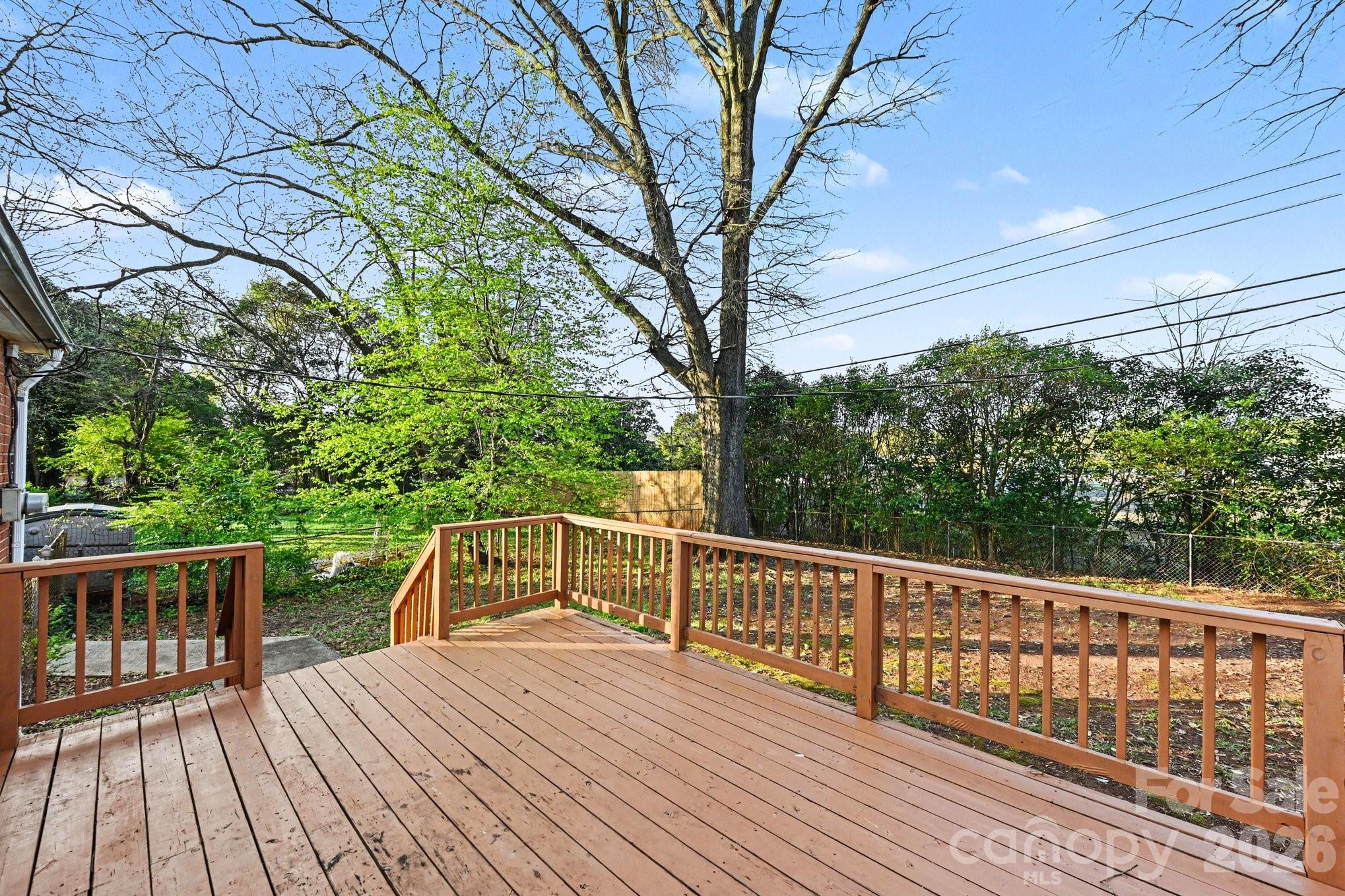 4726 Holbrook Drive — Charlotte