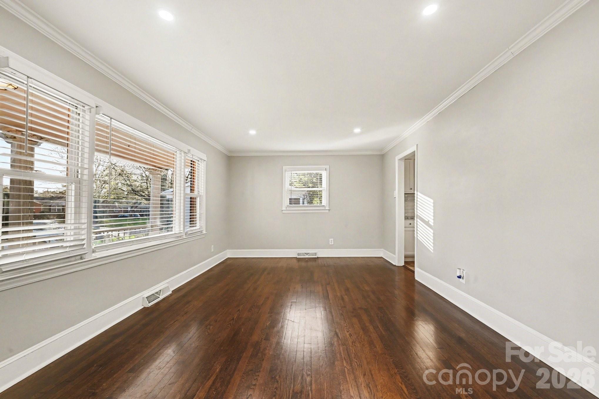 4726 Holbrook Drive — Charlotte