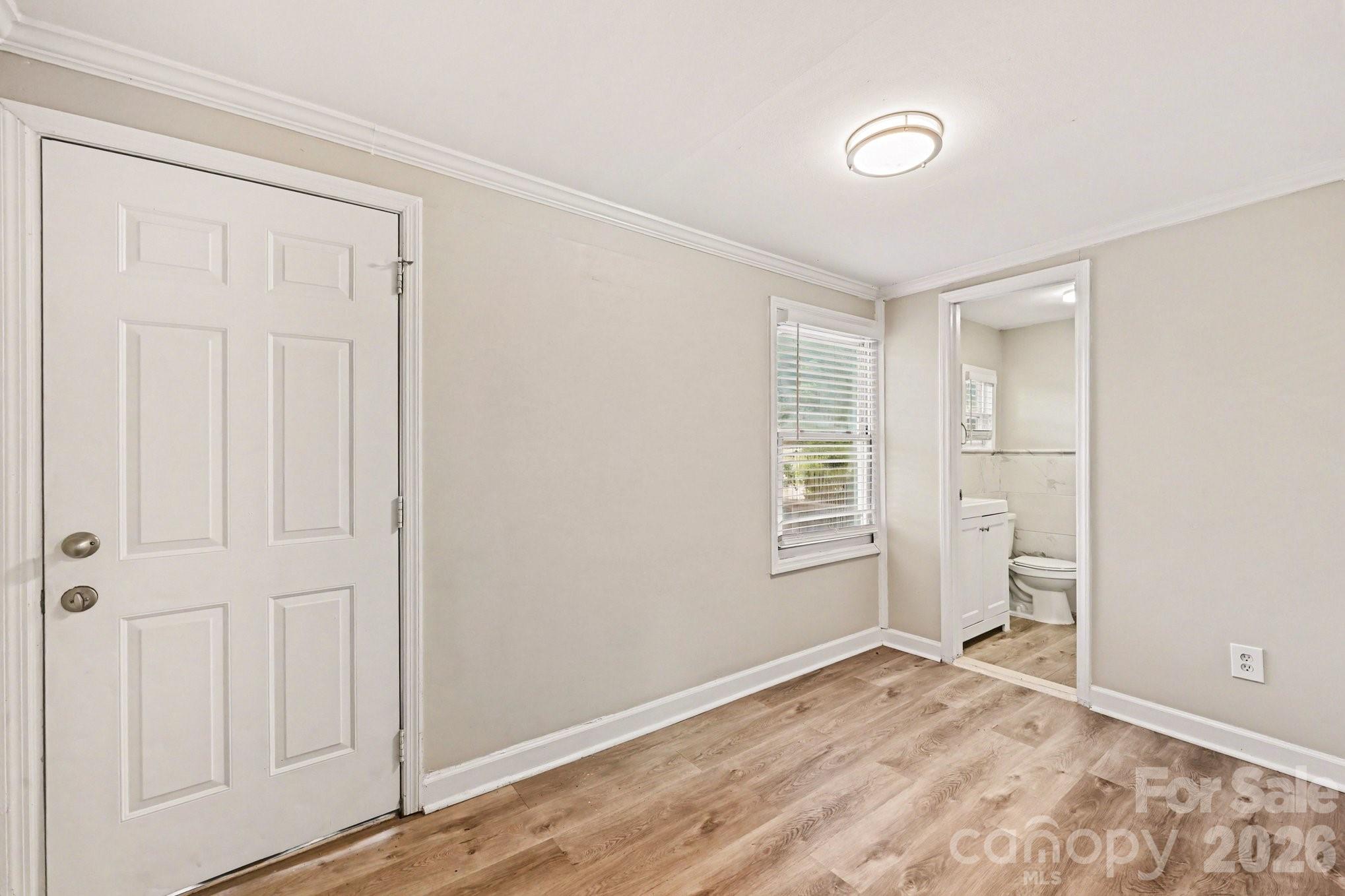 4726 Holbrook Drive — Charlotte