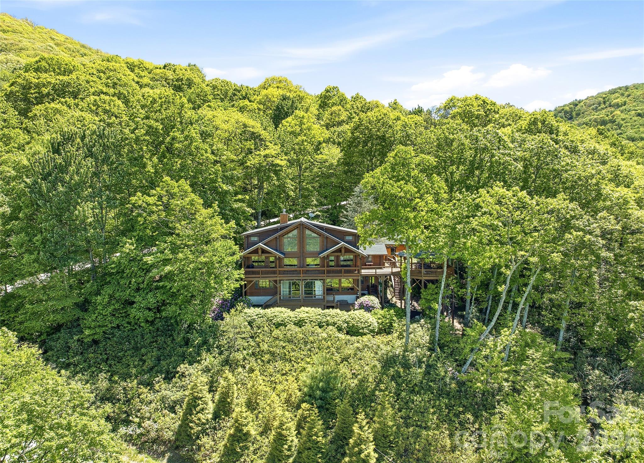 1200 Tawodi Trail — Maggie Valley