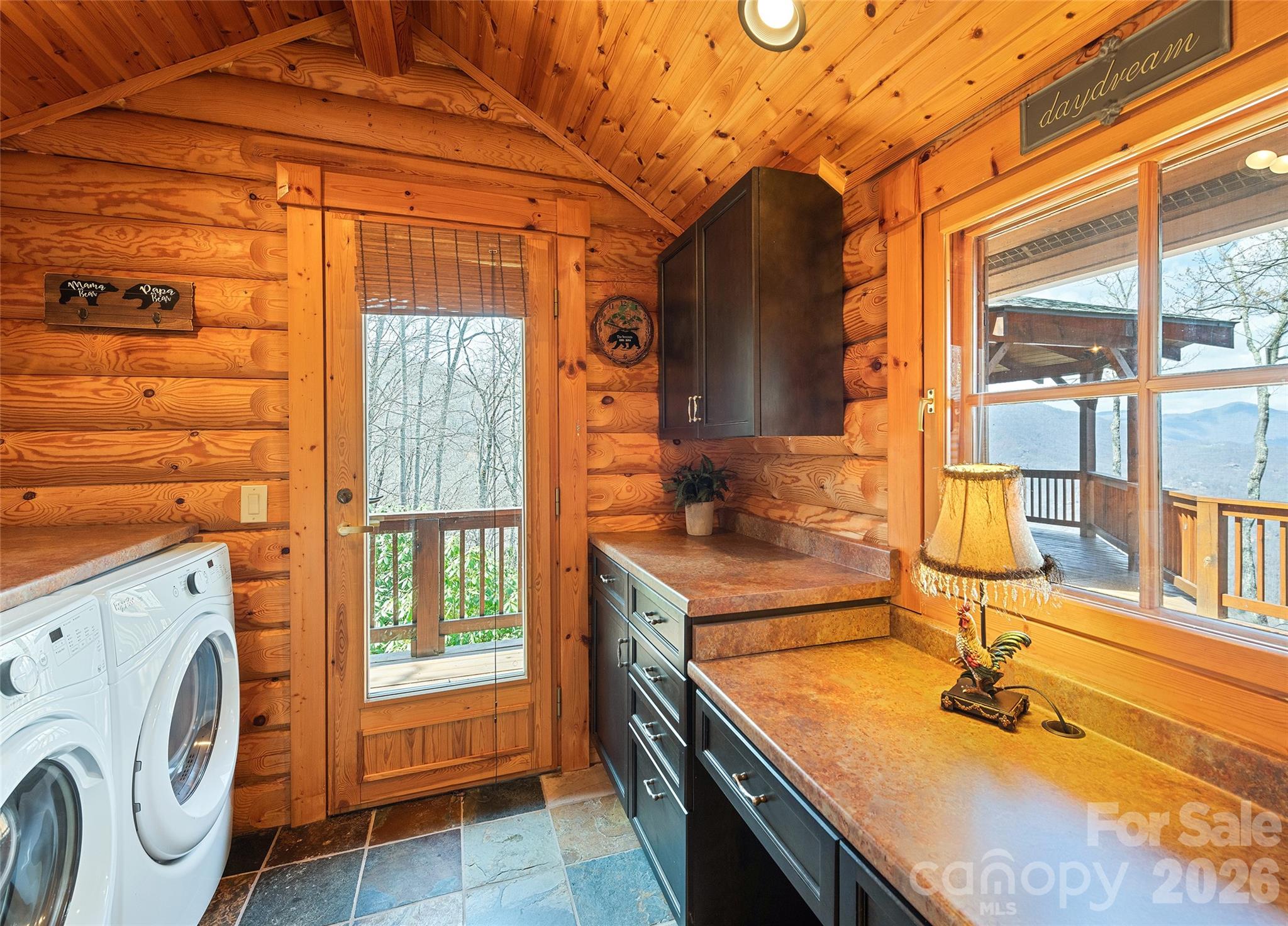 1200 Tawodi Trail — Maggie Valley