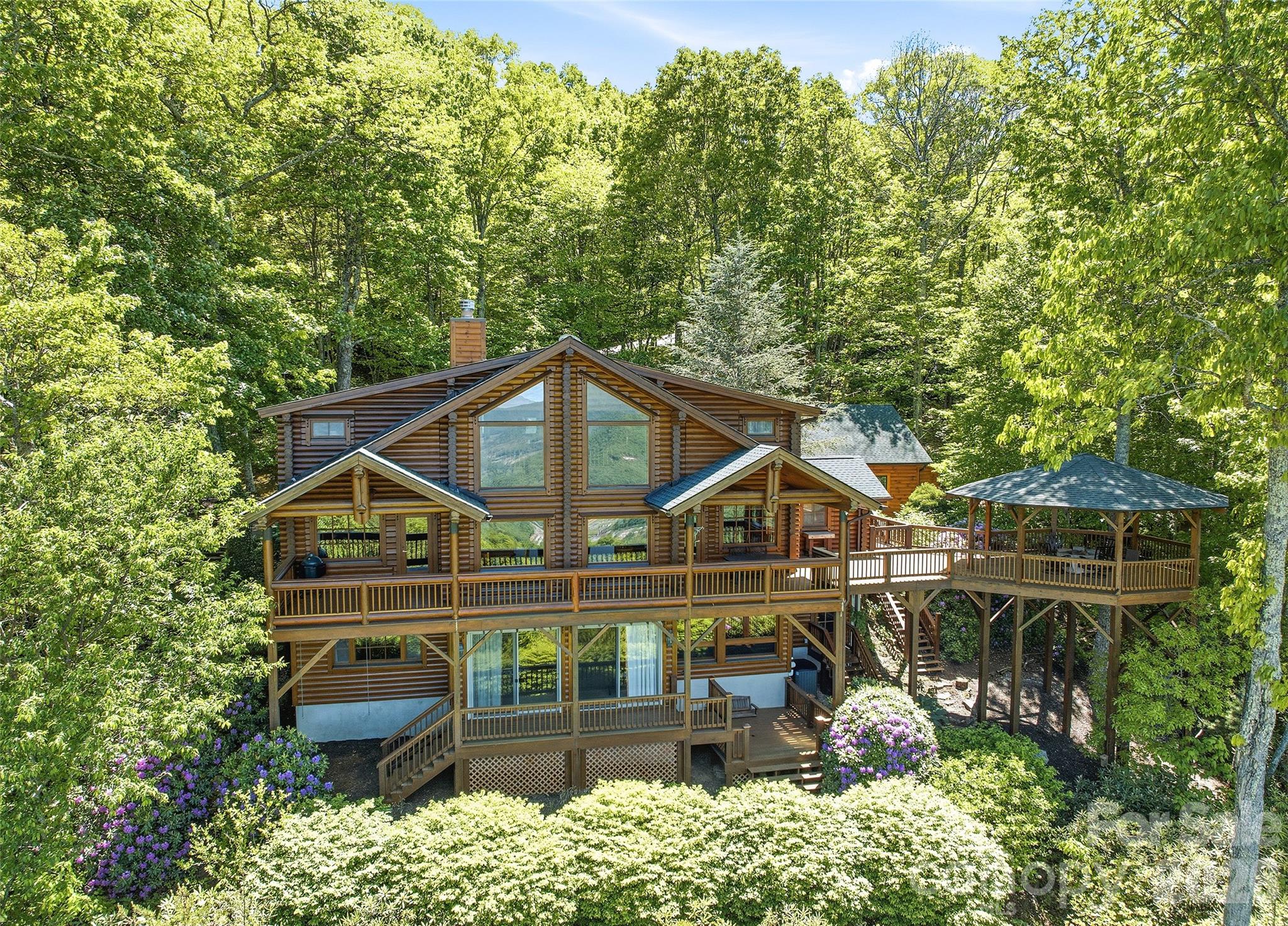 1200 Tawodi Trail — Maggie Valley