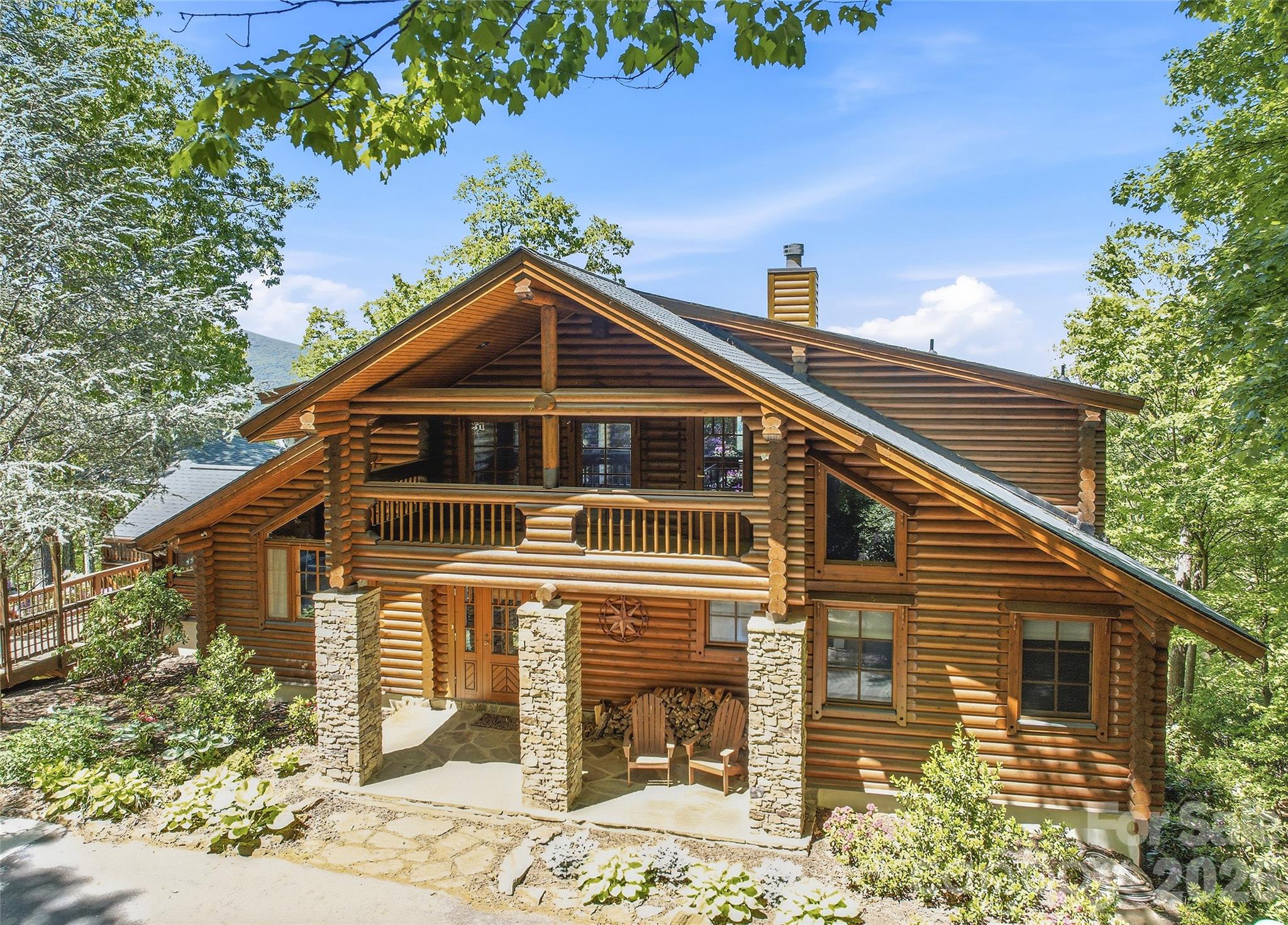 1200 Tawodi Trail — Maggie Valley