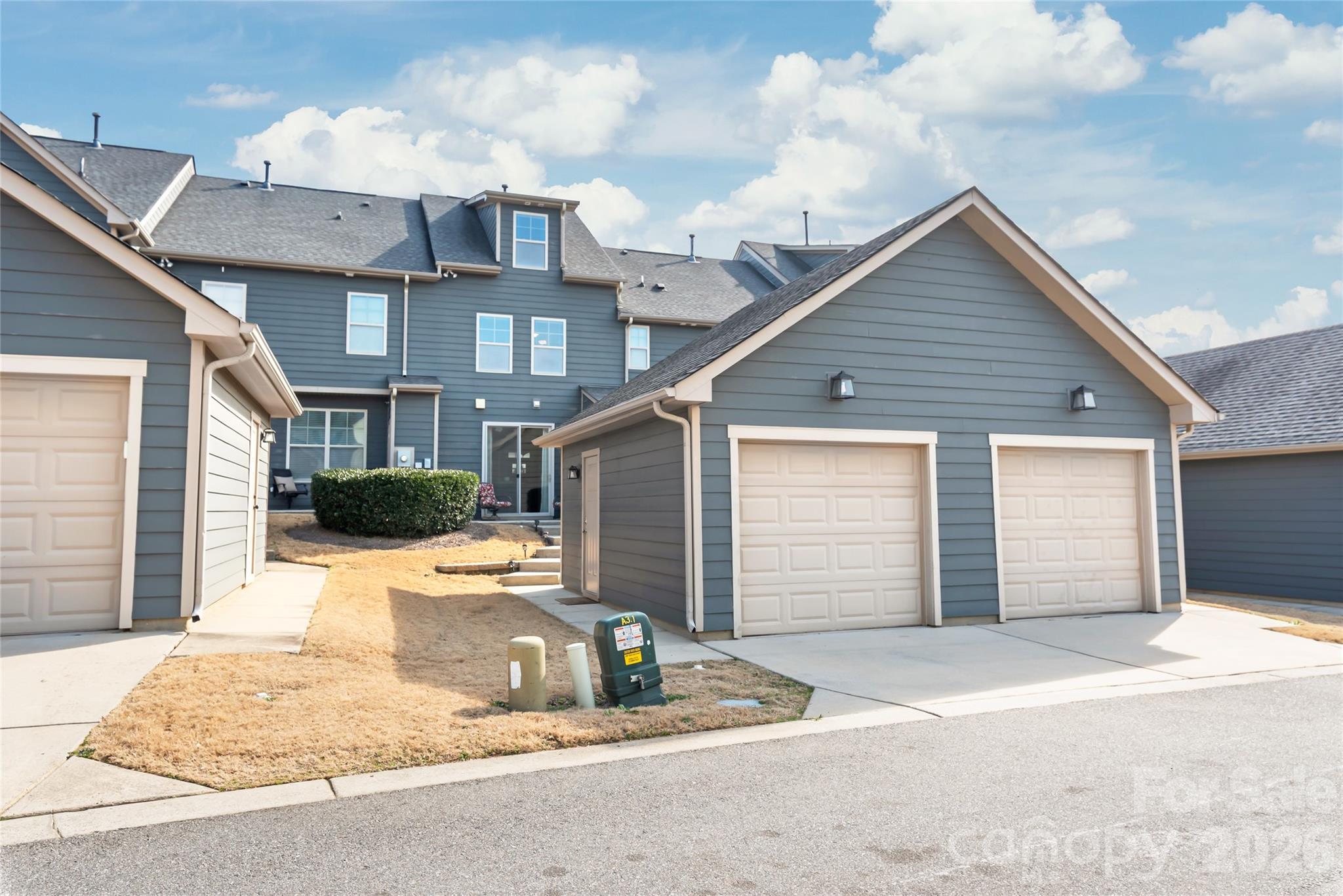 3217 Bending Birch Place — Charlotte