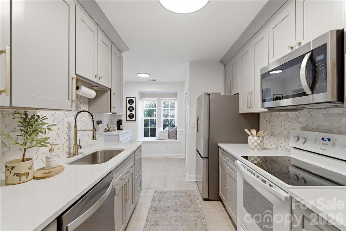 2705 New Hamlin Way — Charlotte