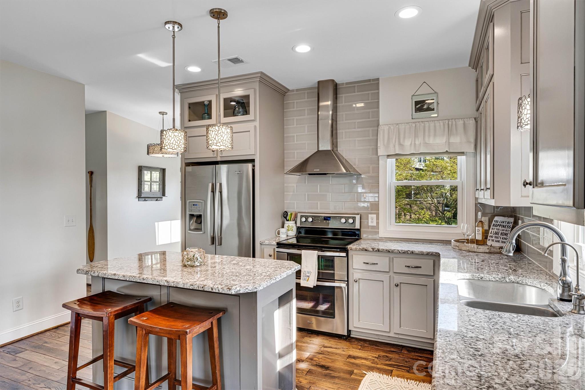 6511 Songbird Lane — Denver