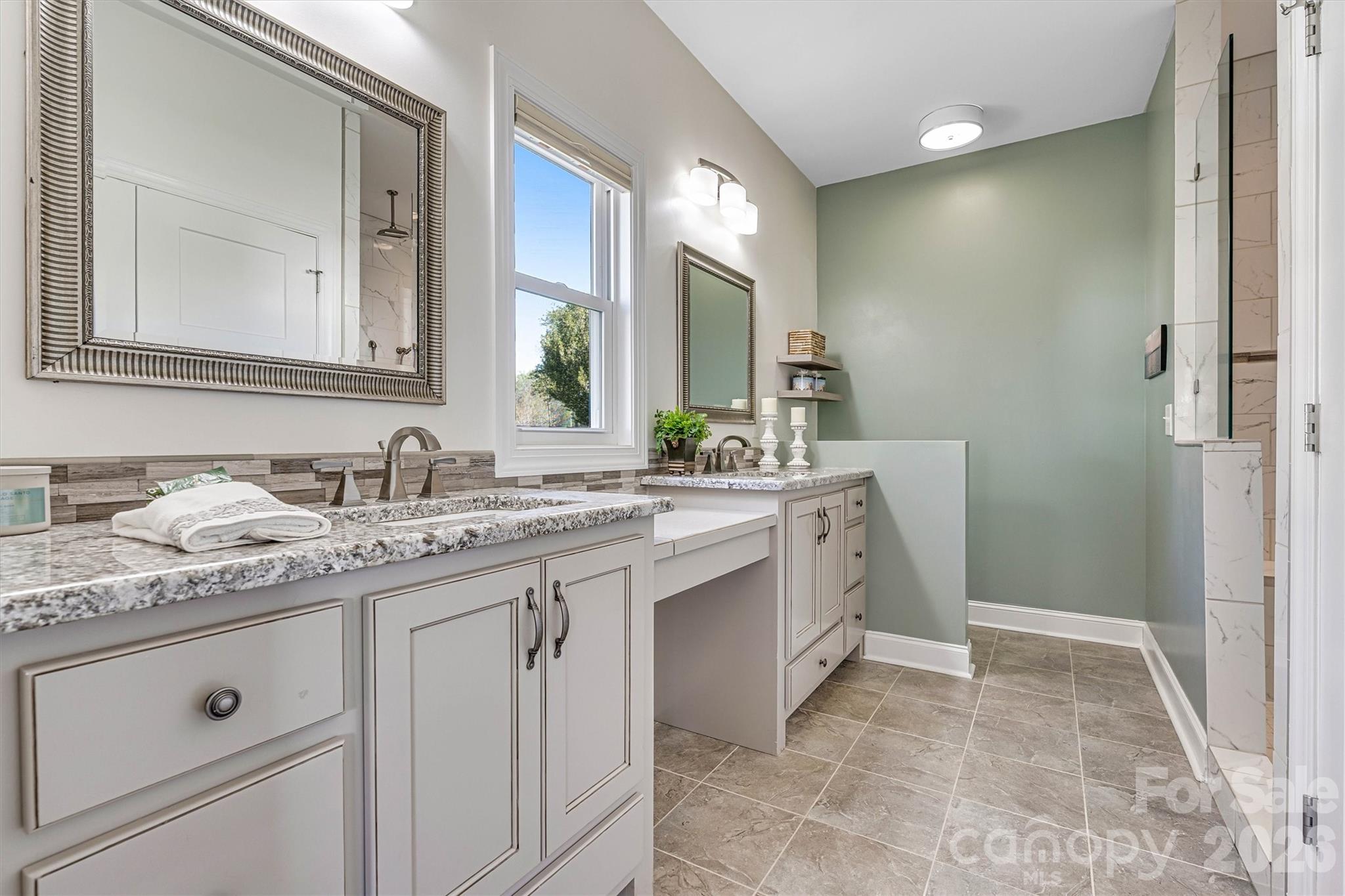 6511 Songbird Lane — Denver