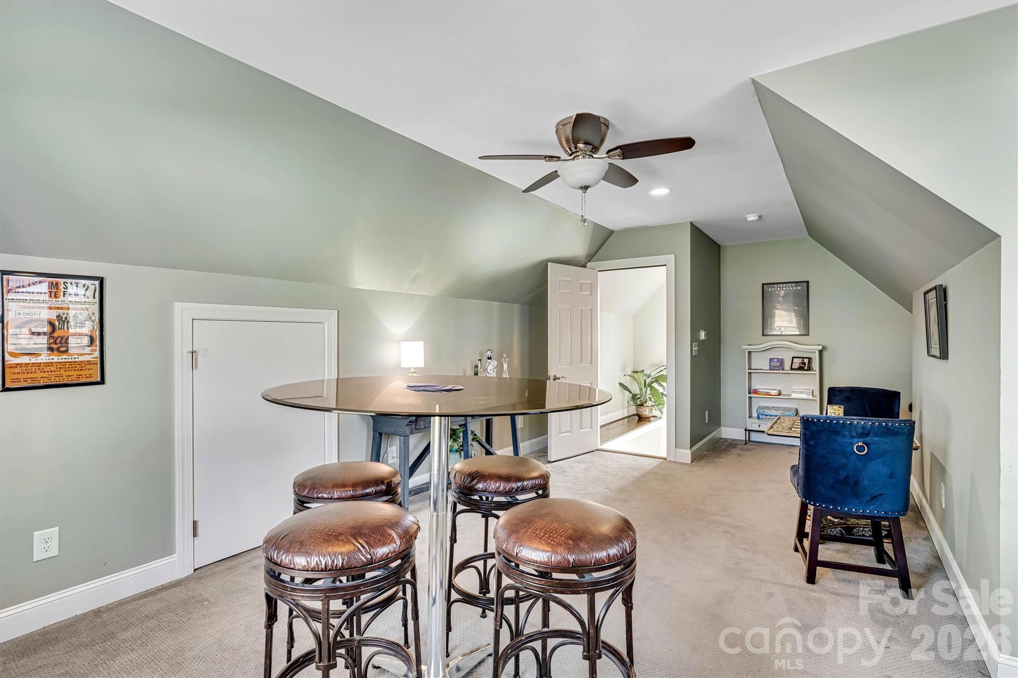 6511 Songbird Lane — Denver