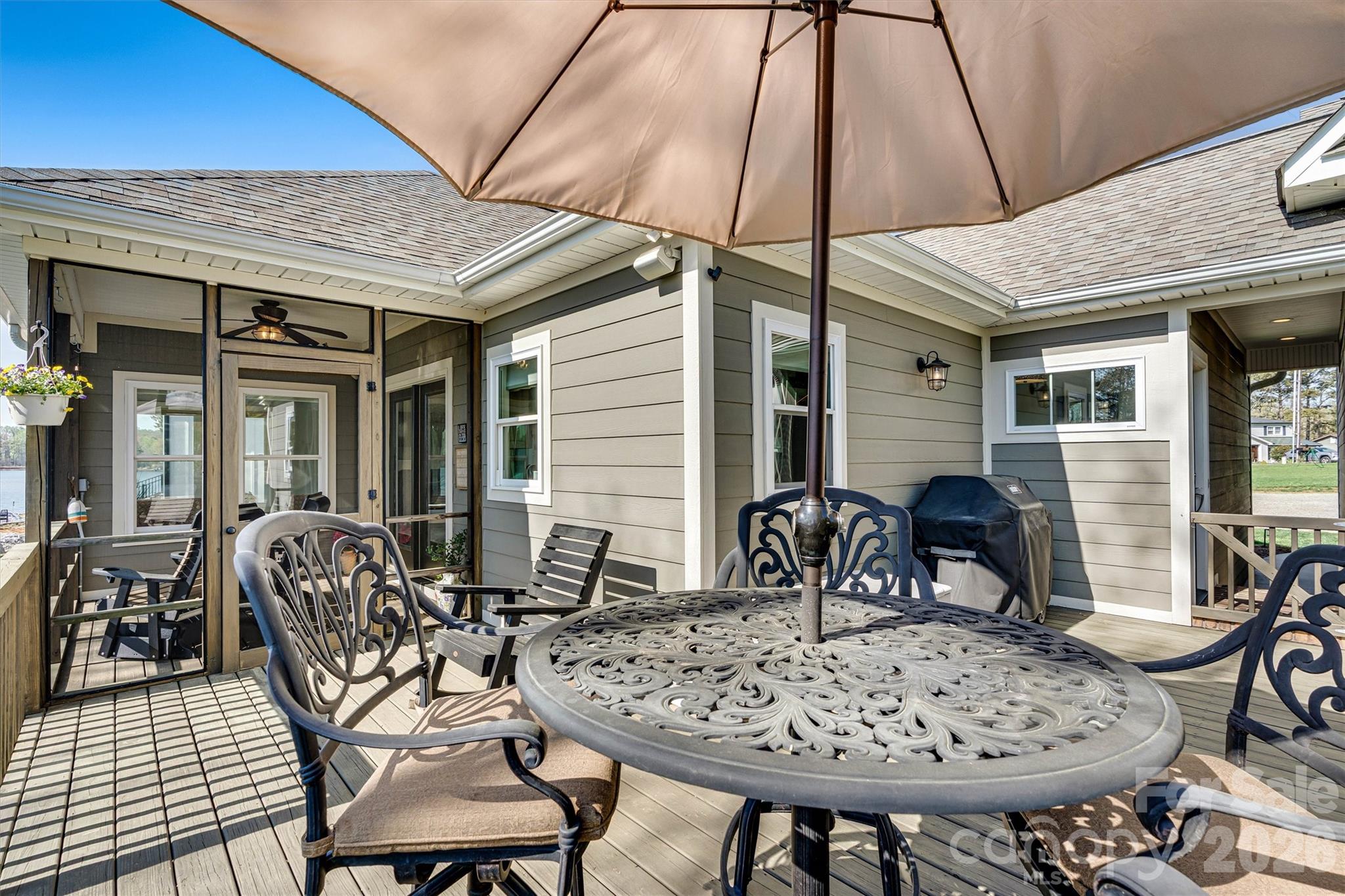 6511 Songbird Lane — Denver