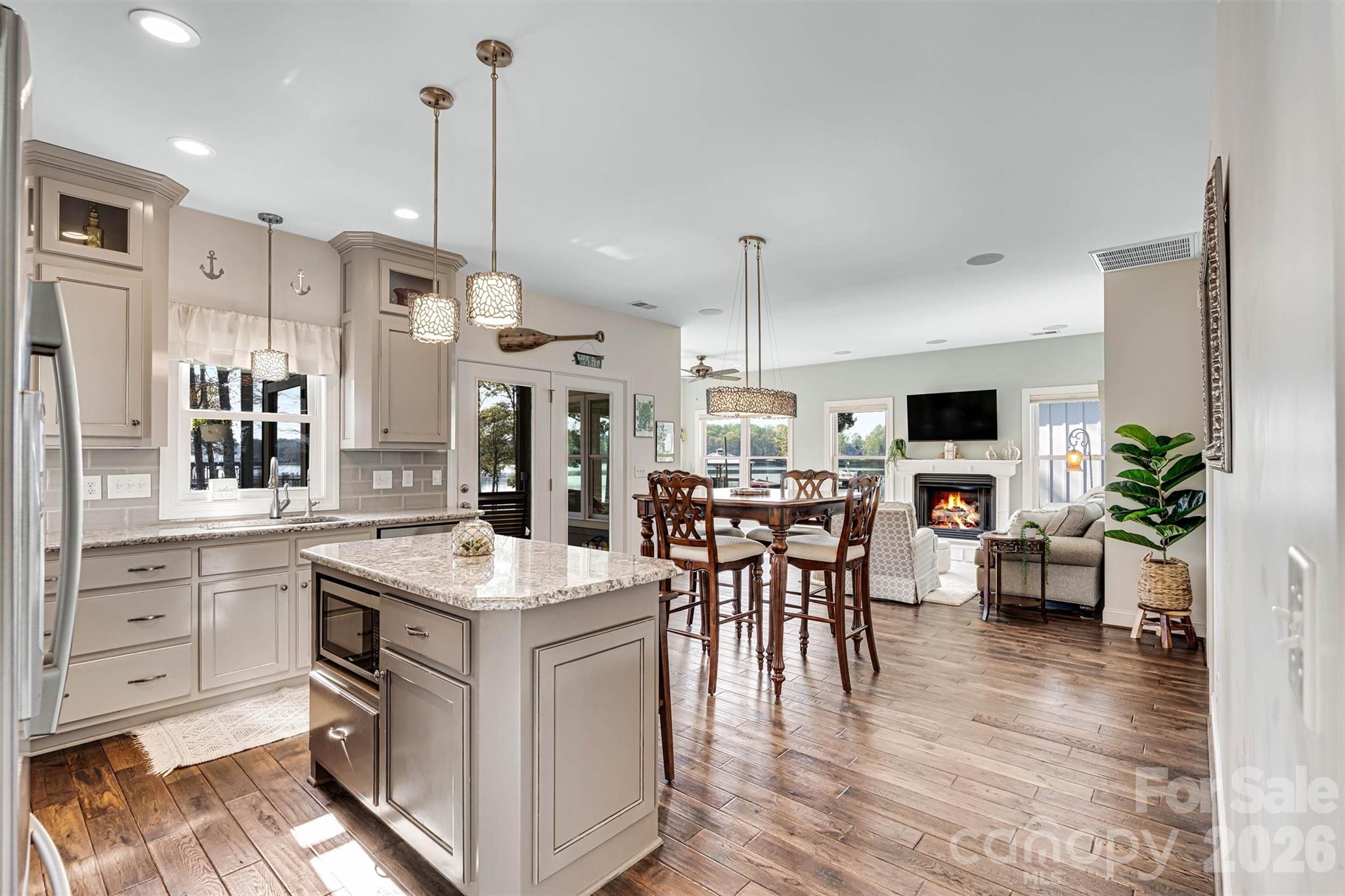 6511 Songbird Lane — Denver