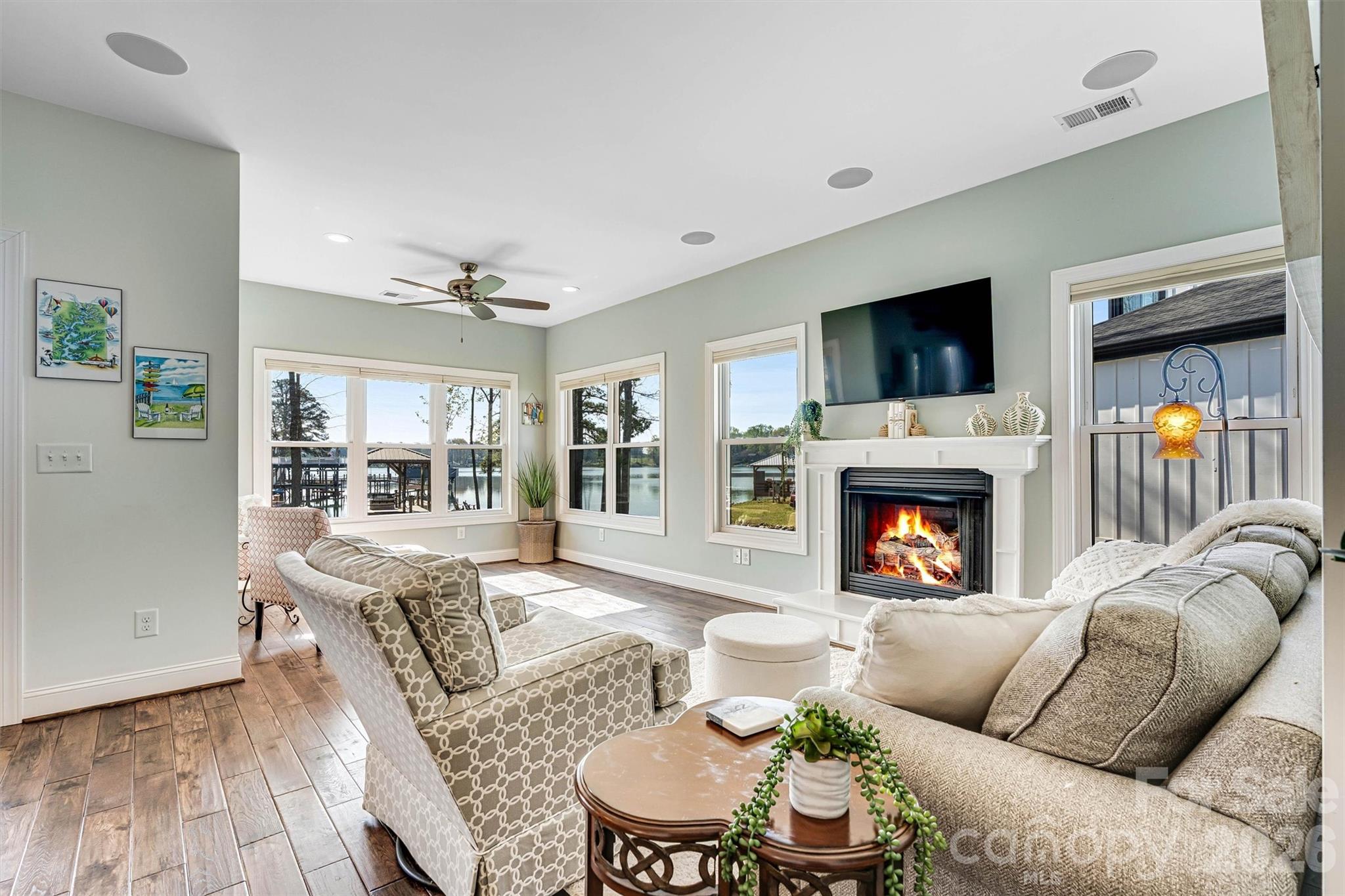6511 Songbird Lane — Denver