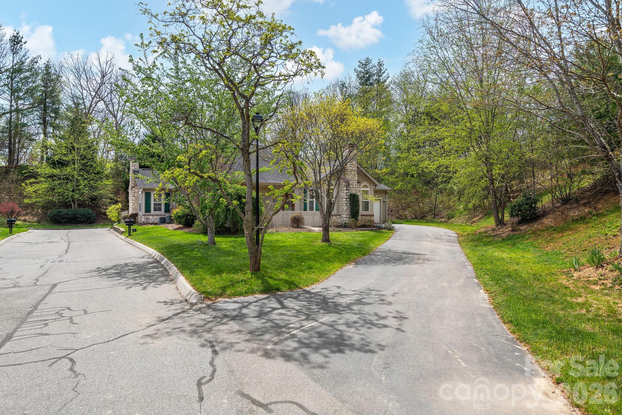 45 Craggy Vista Drive — Swannanoa