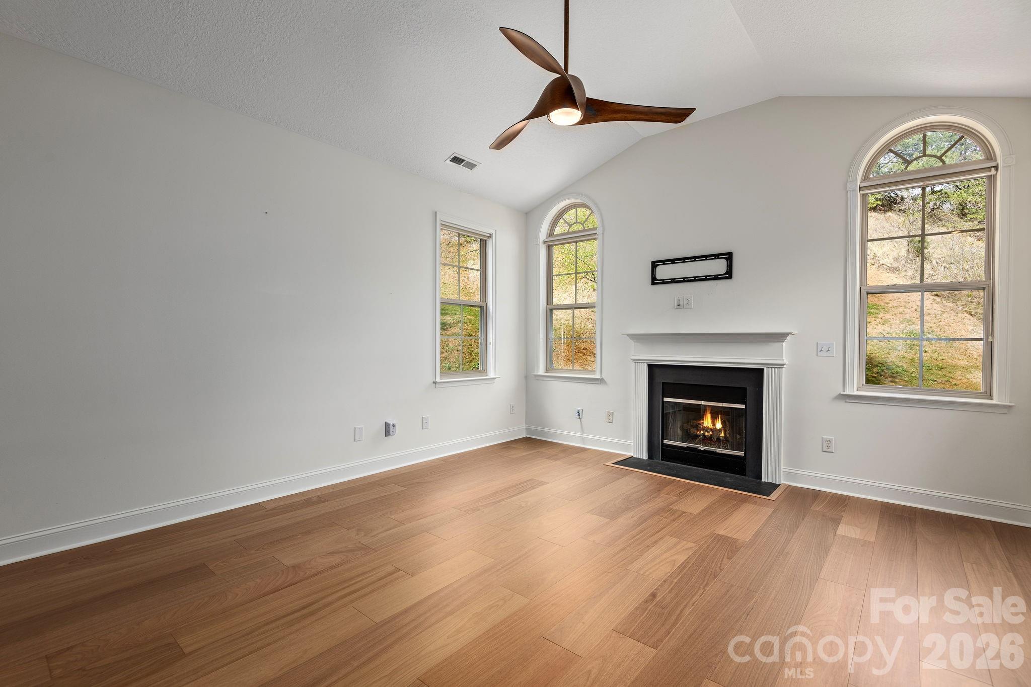 45 Craggy Vista Drive — Swannanoa