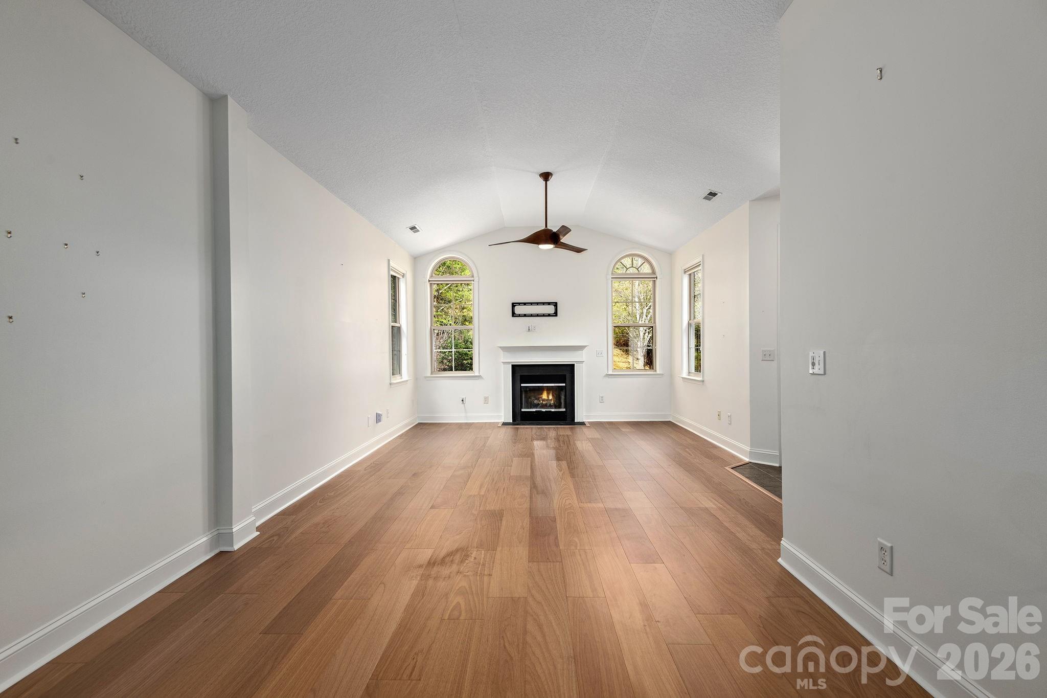 45 Craggy Vista Drive — Swannanoa
