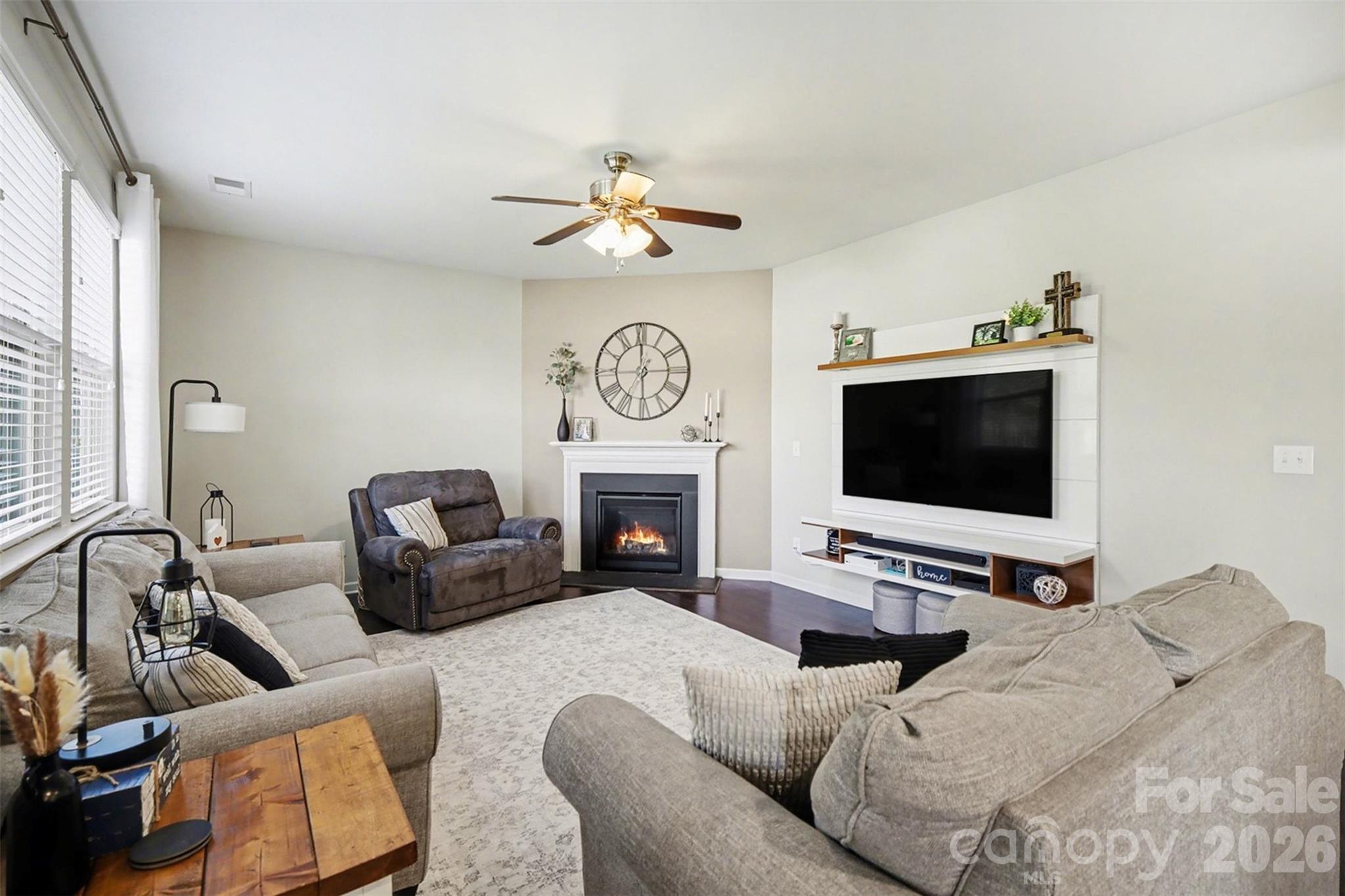514 Tack Lane — Midland