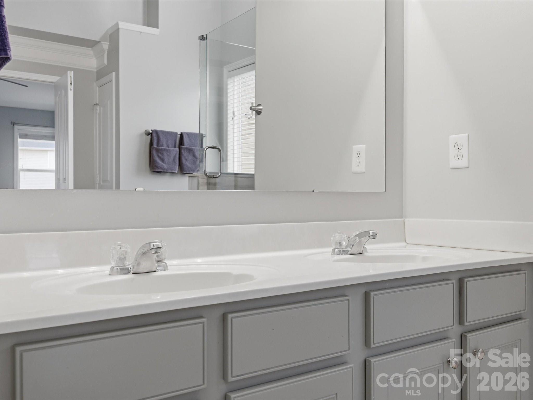 9414 Macquarie Lane — Charlotte