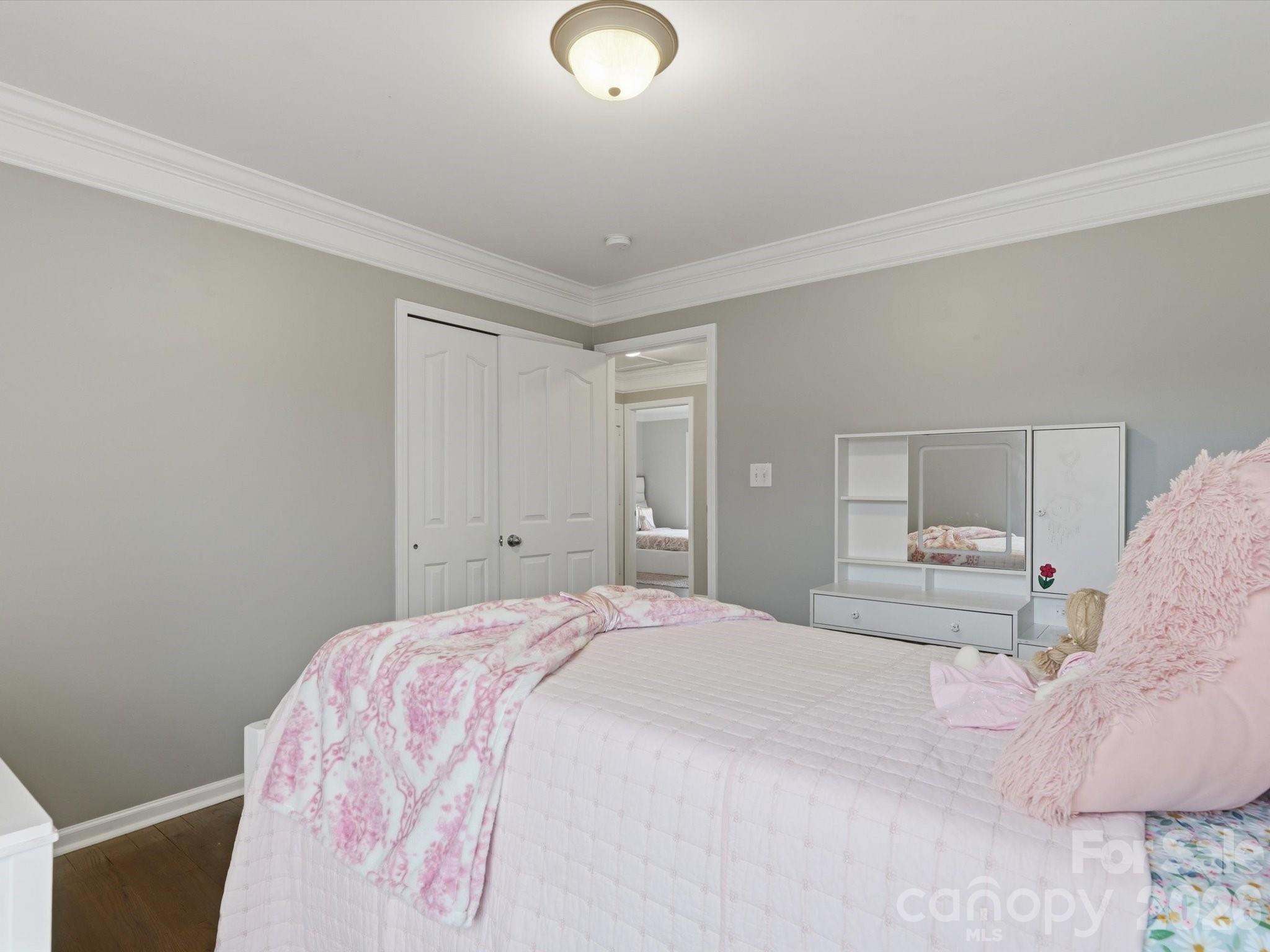 9414 Macquarie Lane — Charlotte