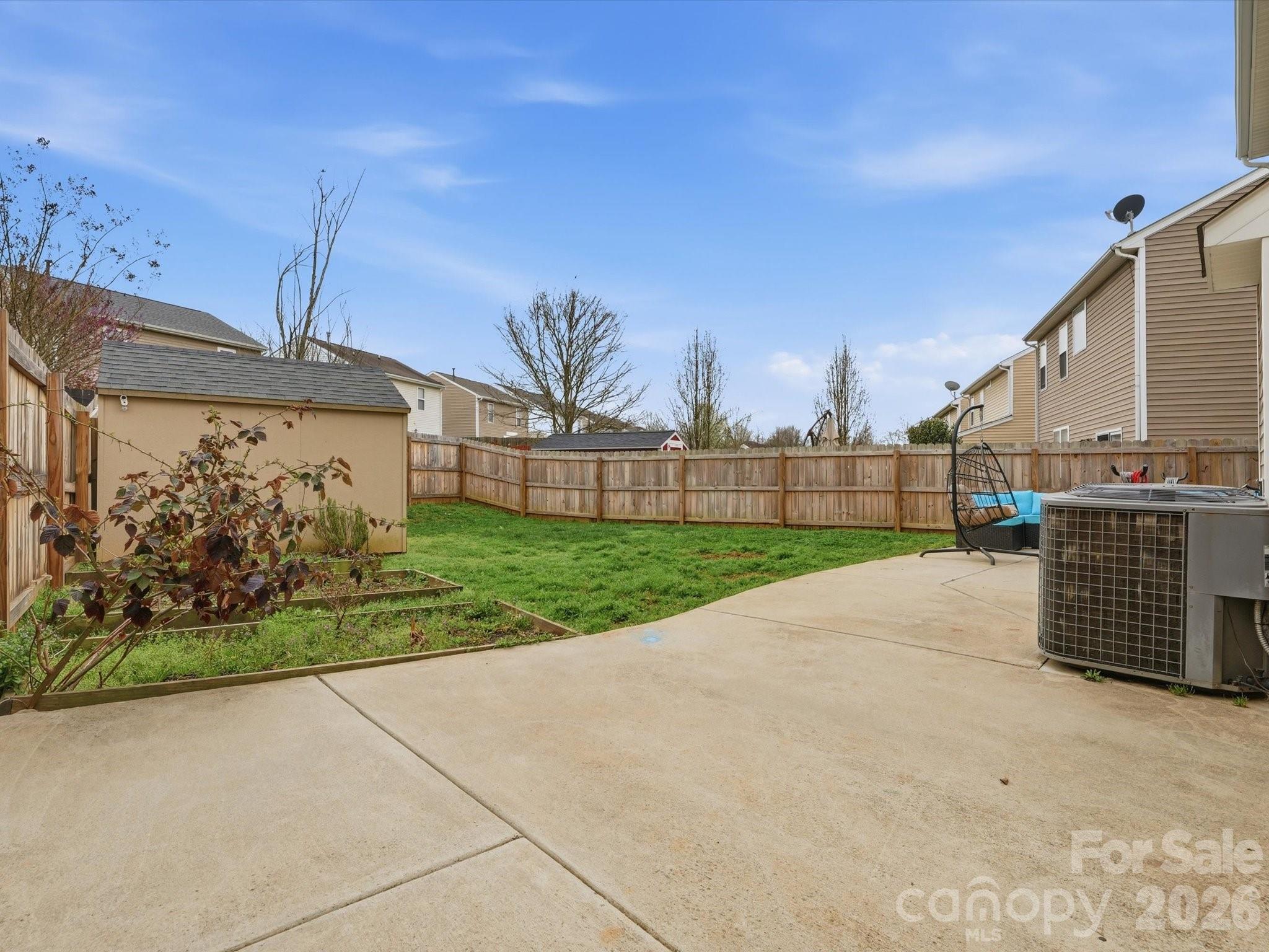 9414 Macquarie Lane — Charlotte