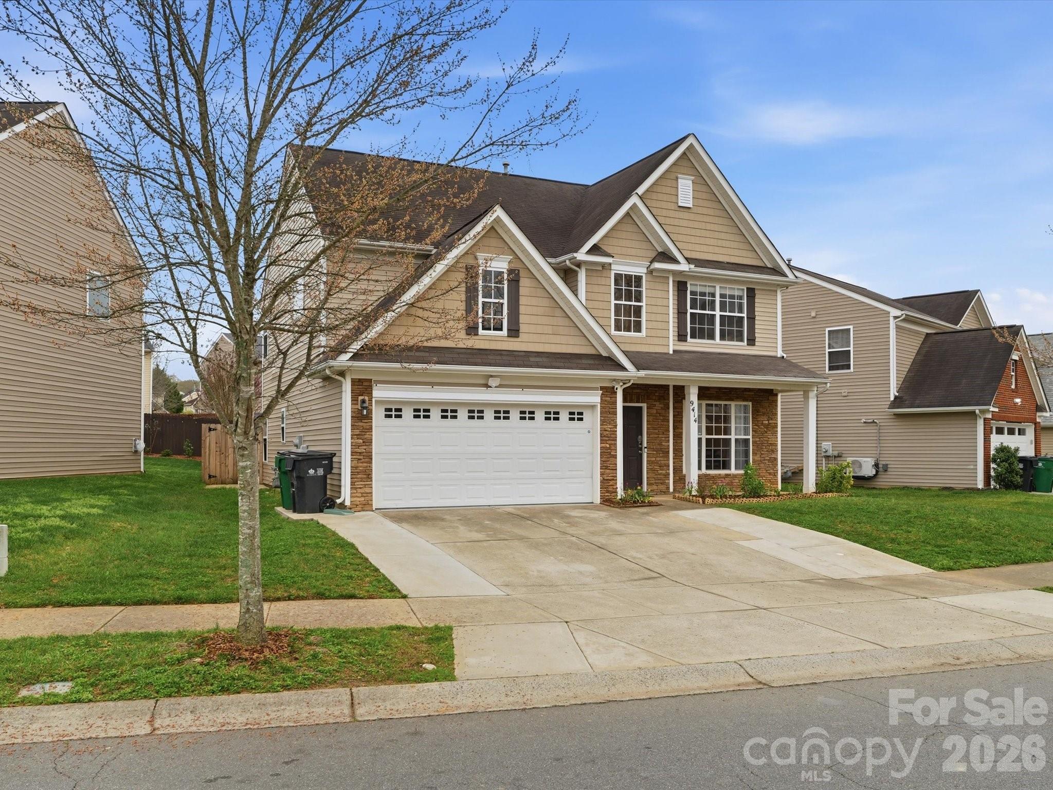 9414 Macquarie Lane — Charlotte