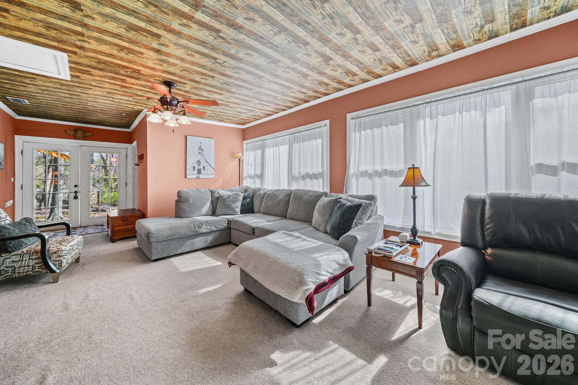 100 Todd Drive NE — Concord
