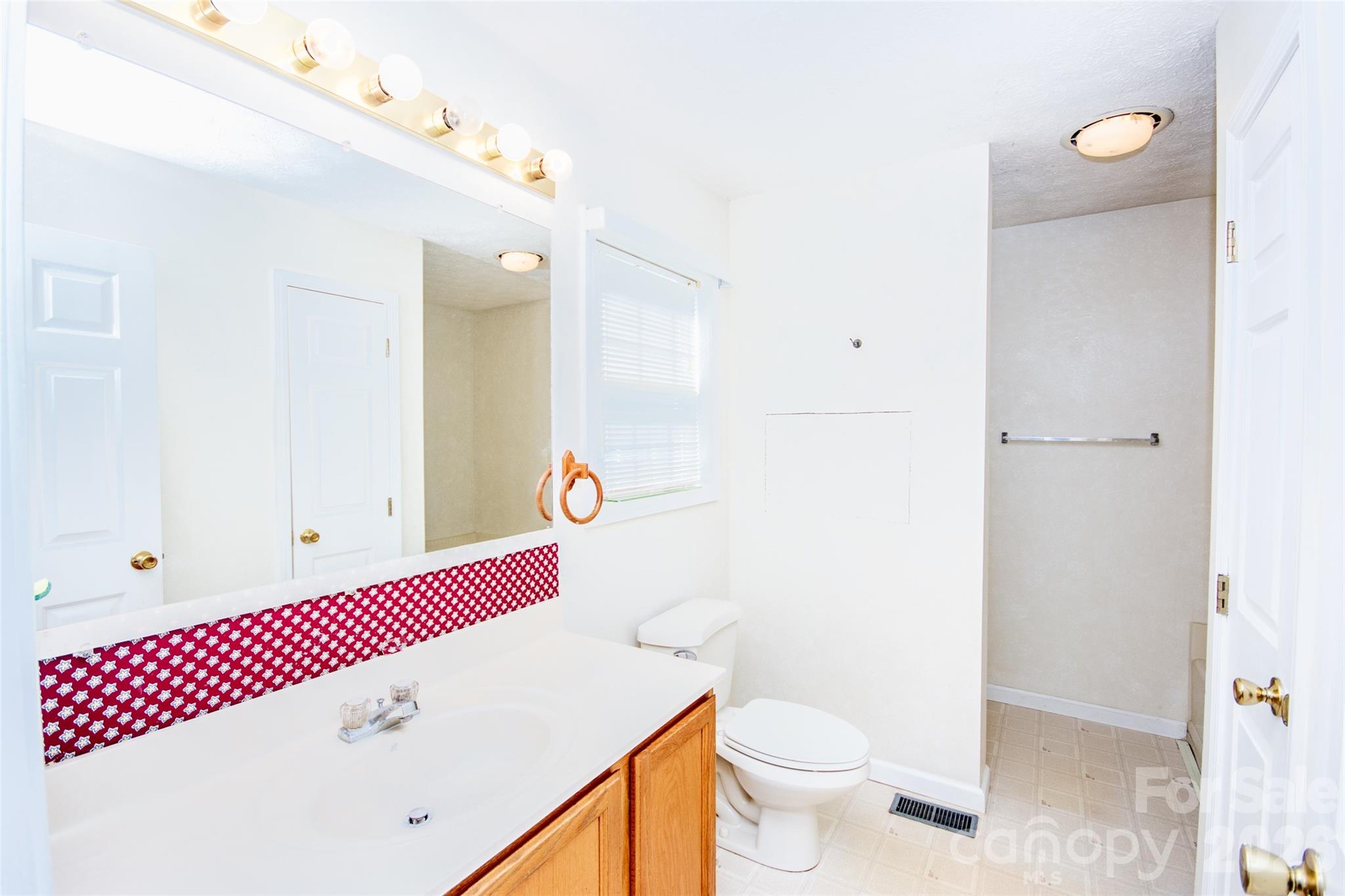 311 Fletcher Road — Union Grove