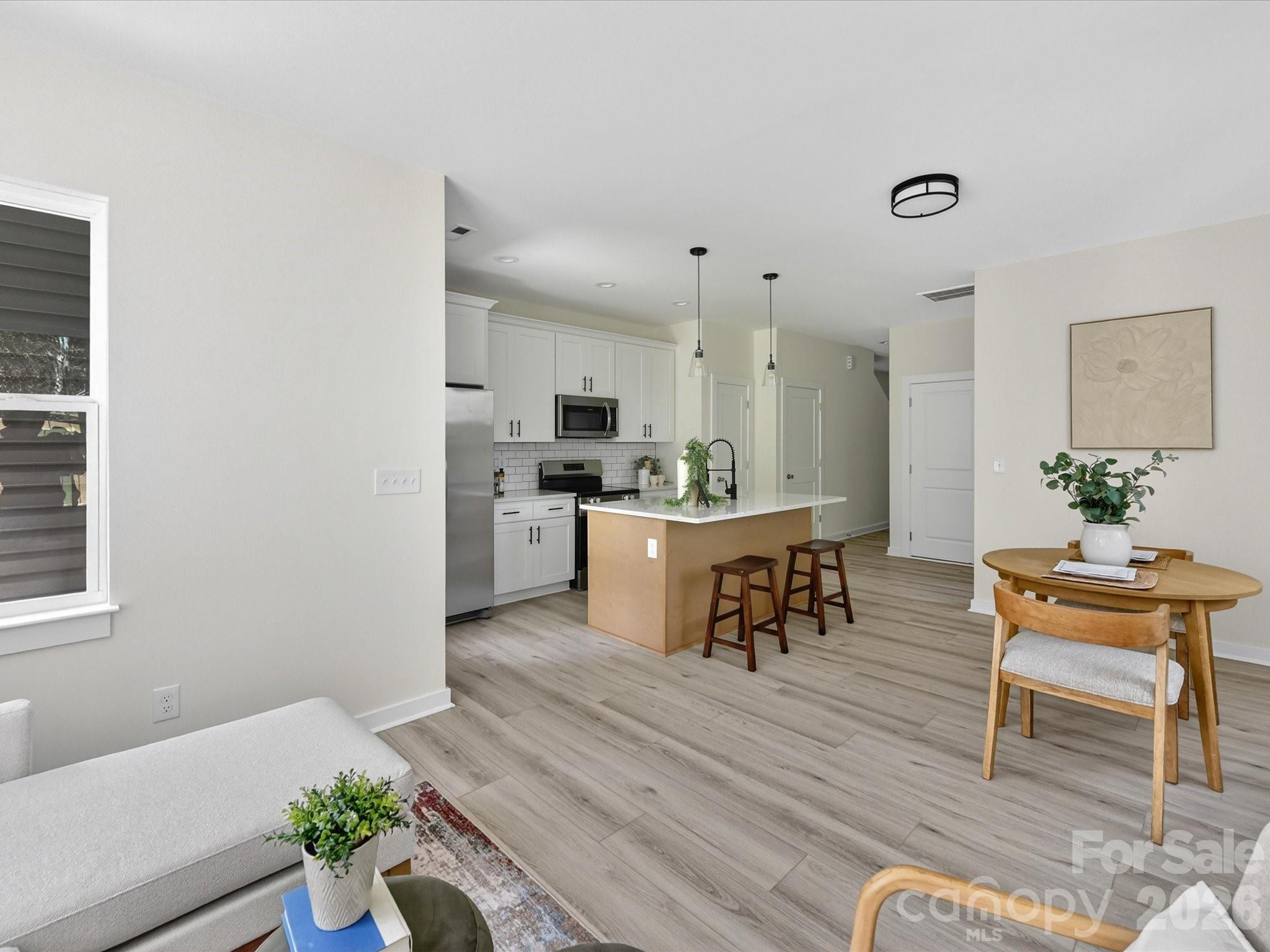 651 Stillgreen Lane — Charlotte