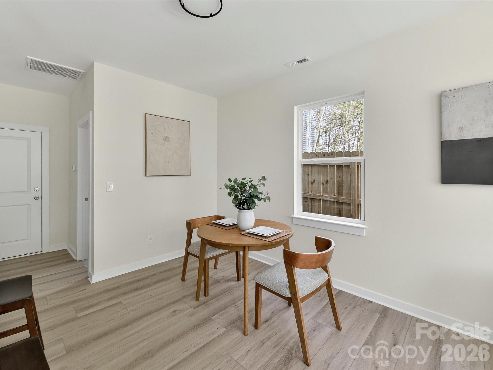 651 Stillgreen Lane — Charlotte