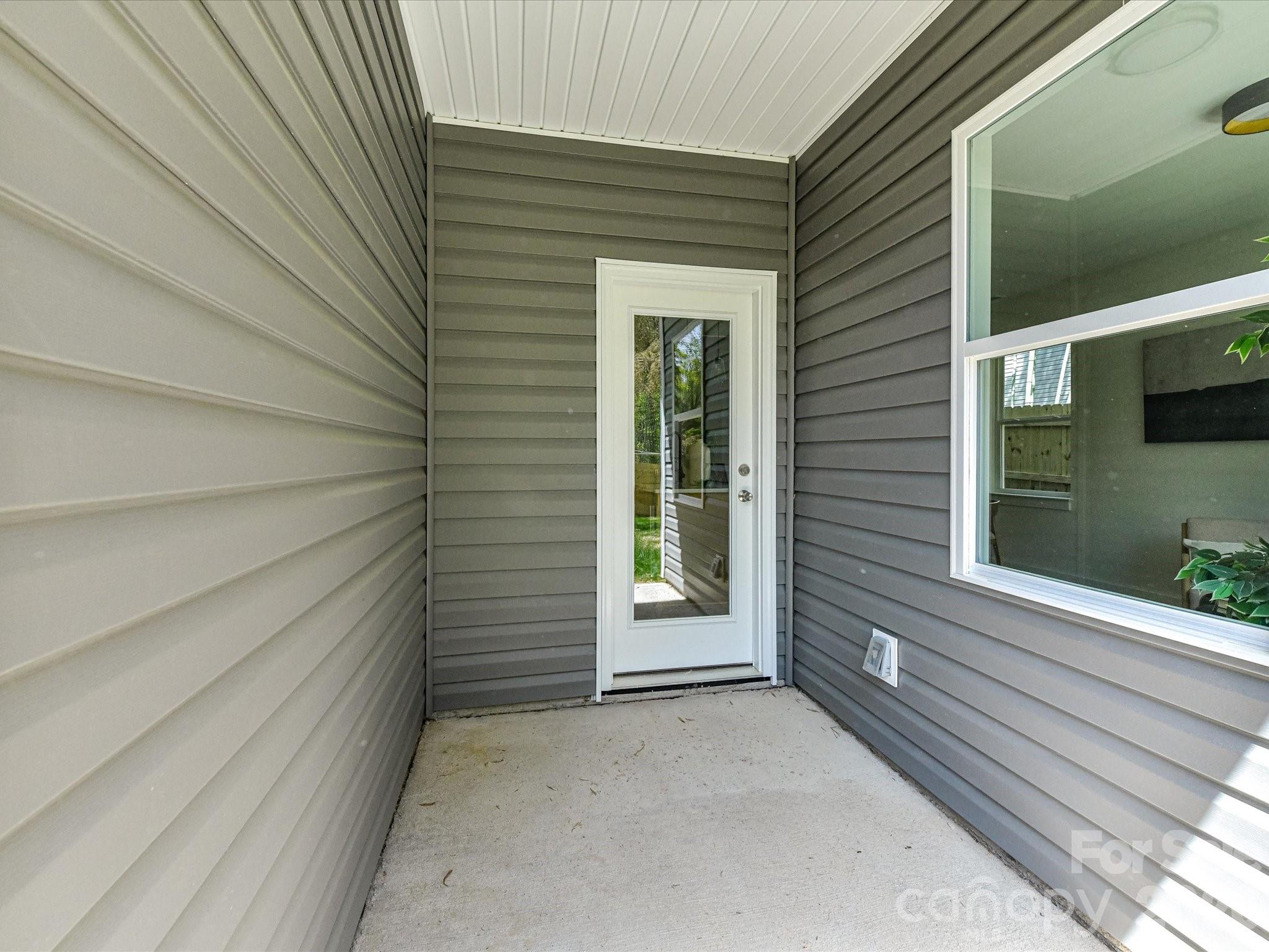 651 Stillgreen Lane — Charlotte