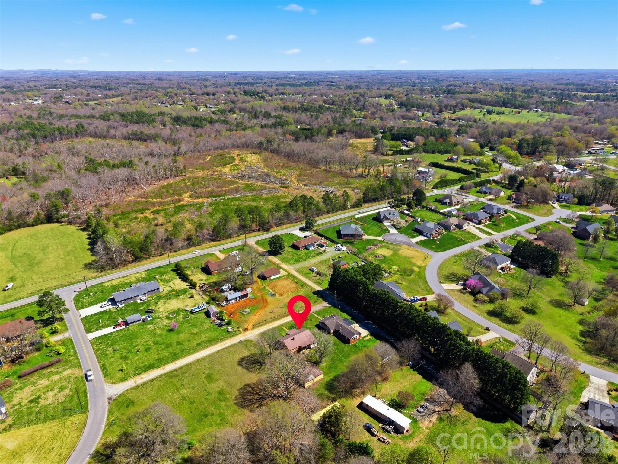 2421 35th Street Court NE — Hickory