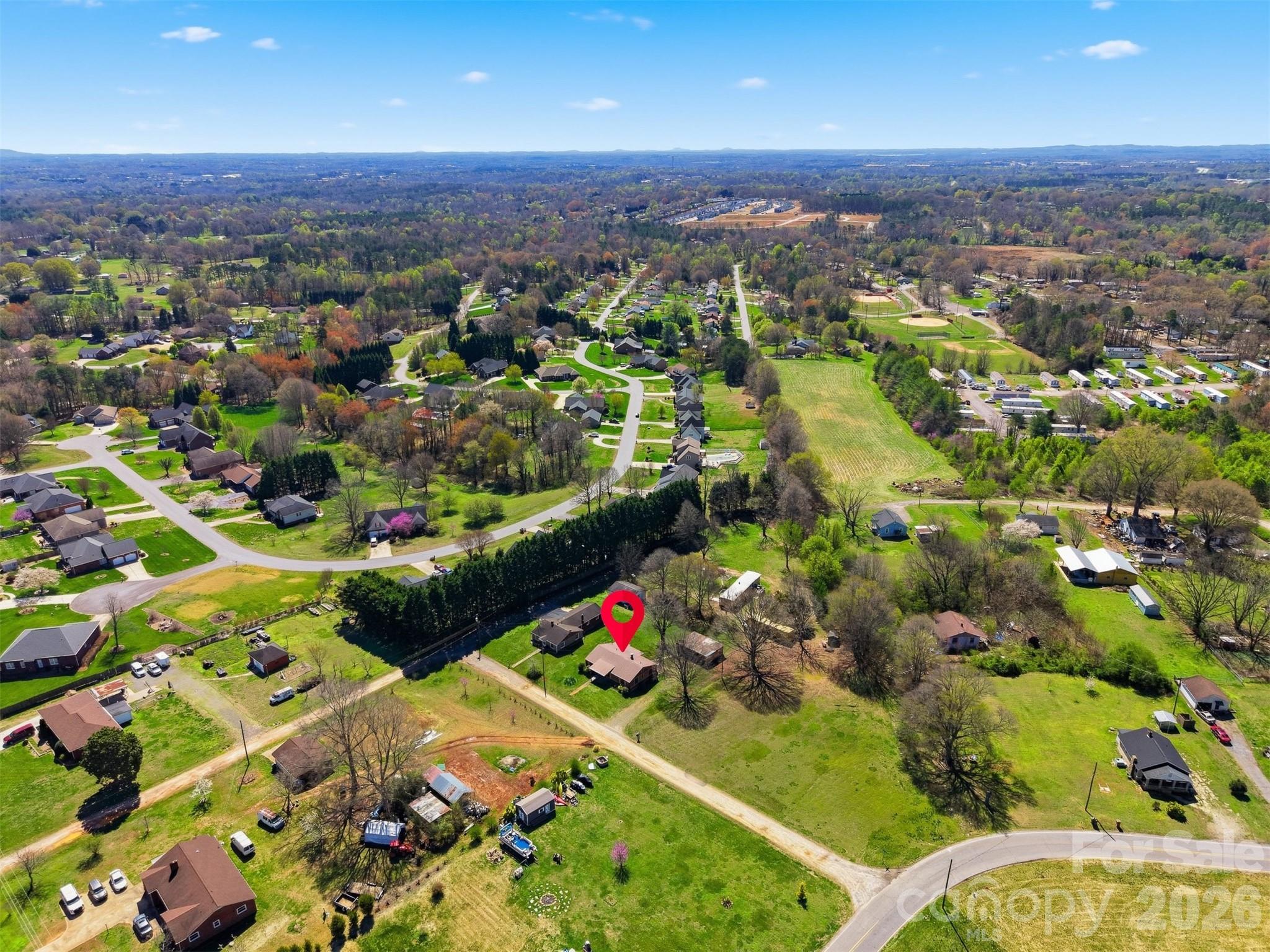 2421 35th Street Court NE — Hickory