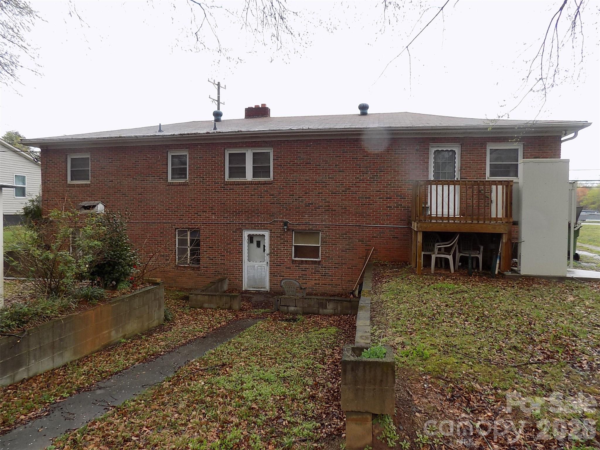 2605 Lowell Road — Gastonia