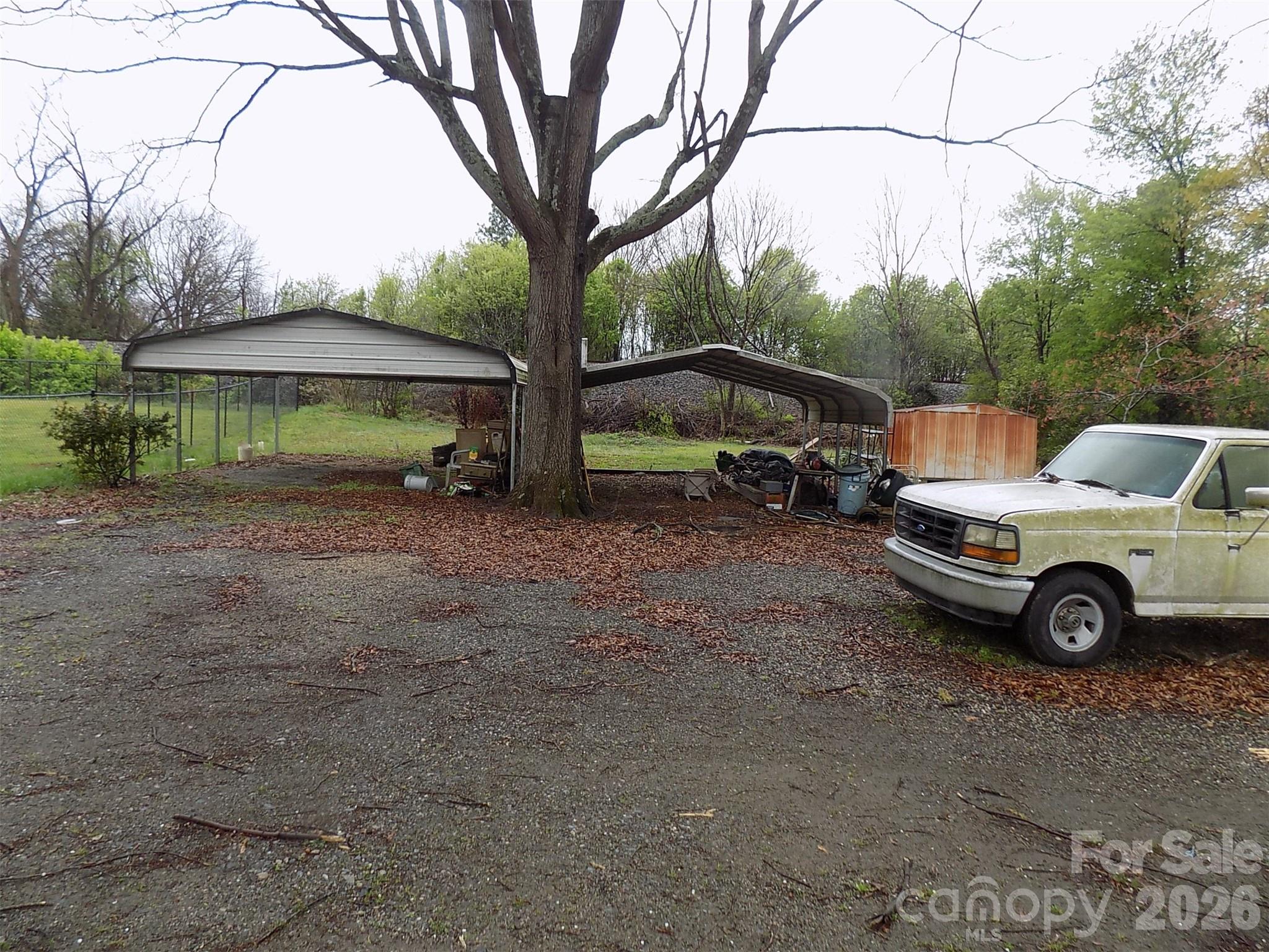 2605 Lowell Road — Gastonia