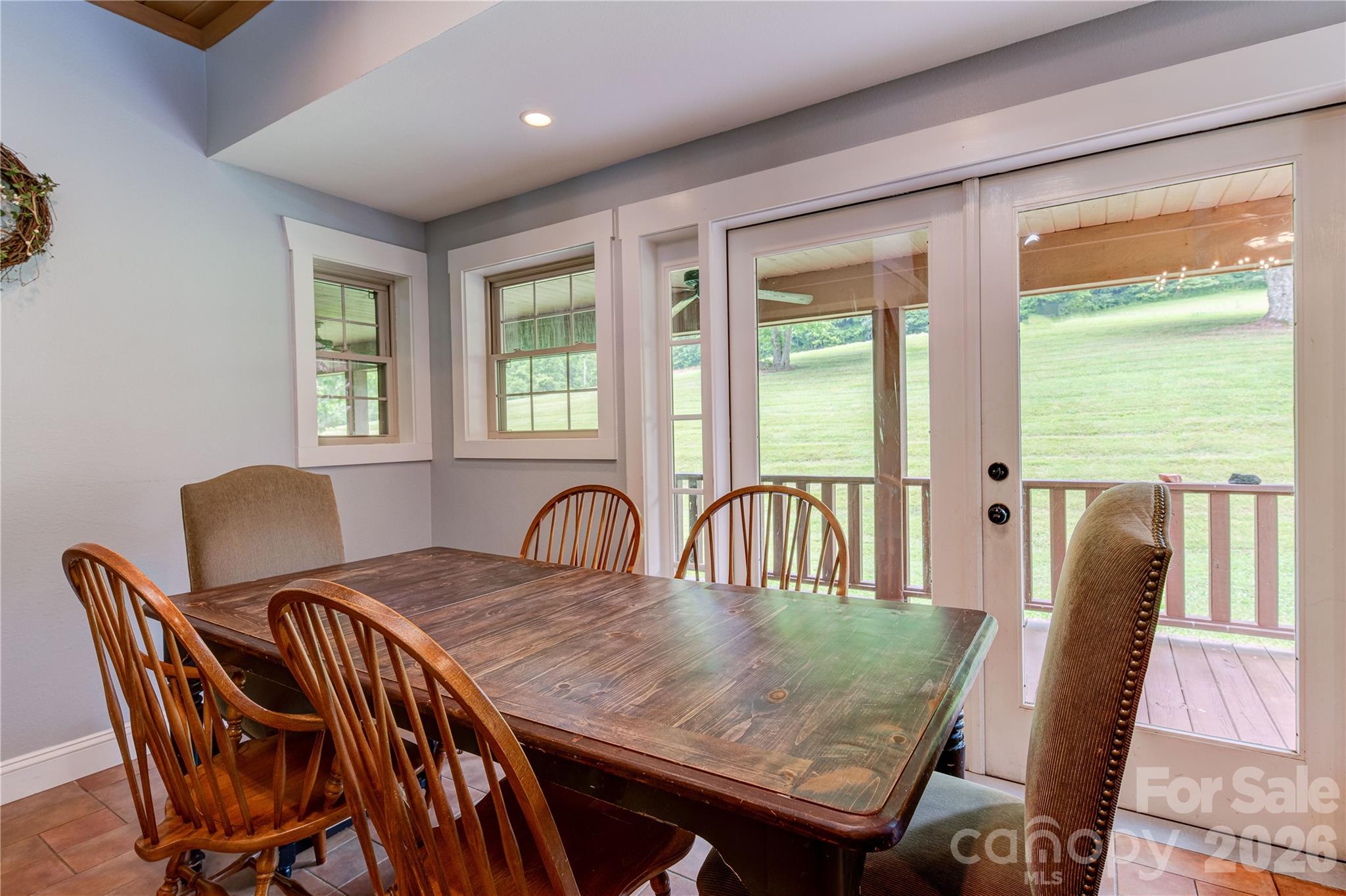 97 Circle E Ranch Road — Burnsville